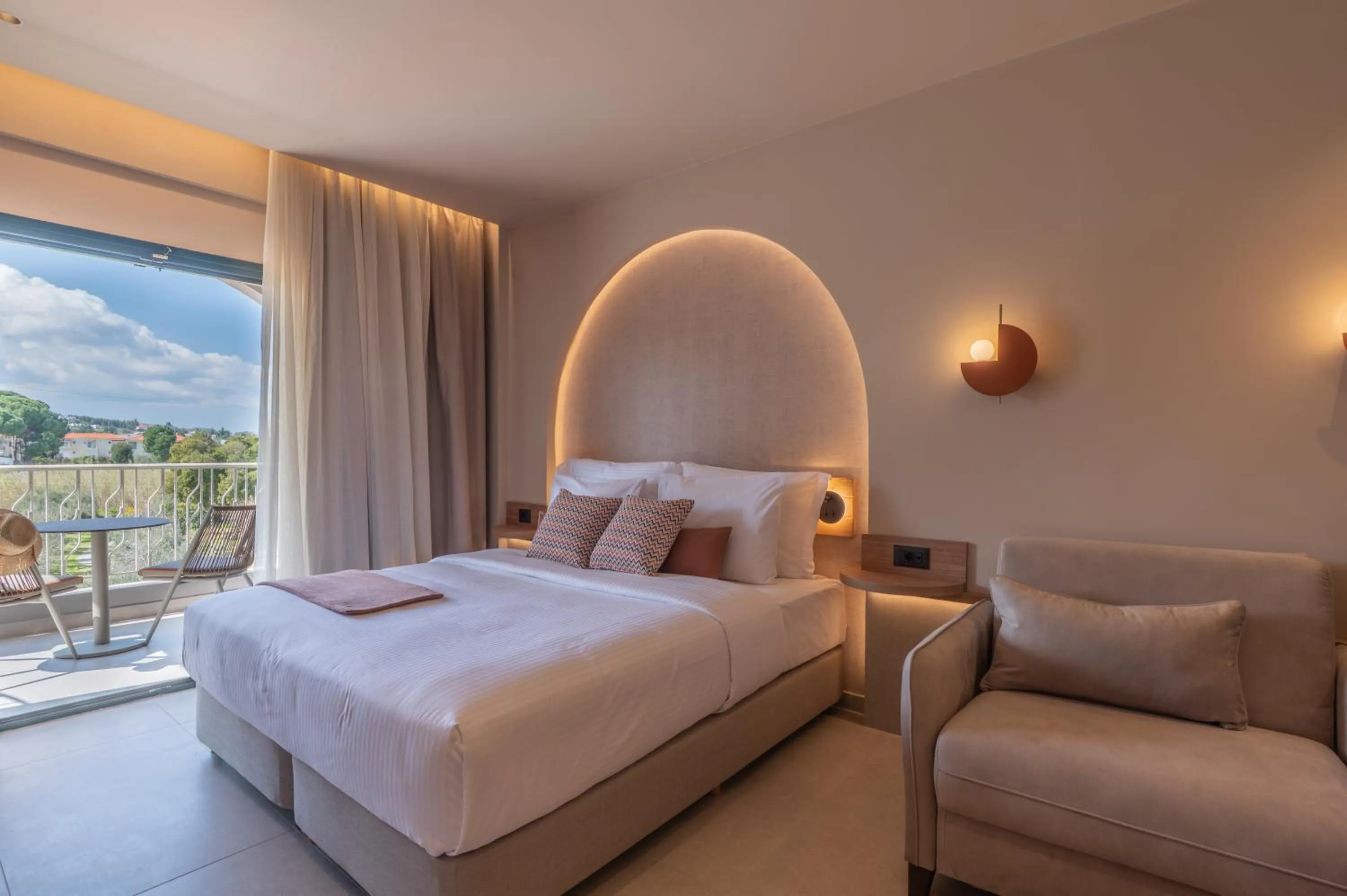 Garden Hideaway Retreat in Zeus Eleva Kassandra Lagoon