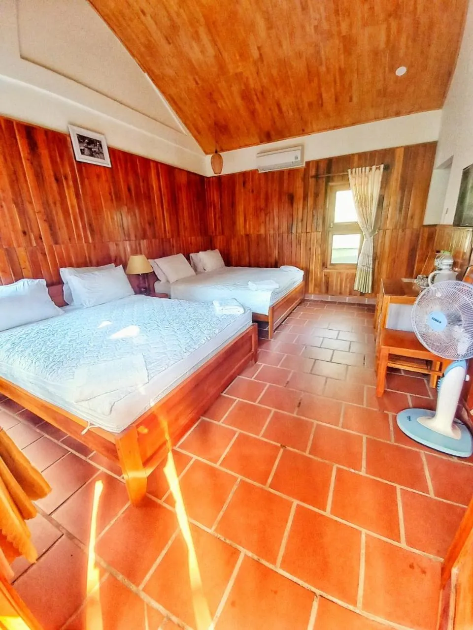 Bed in Free Beach Resort