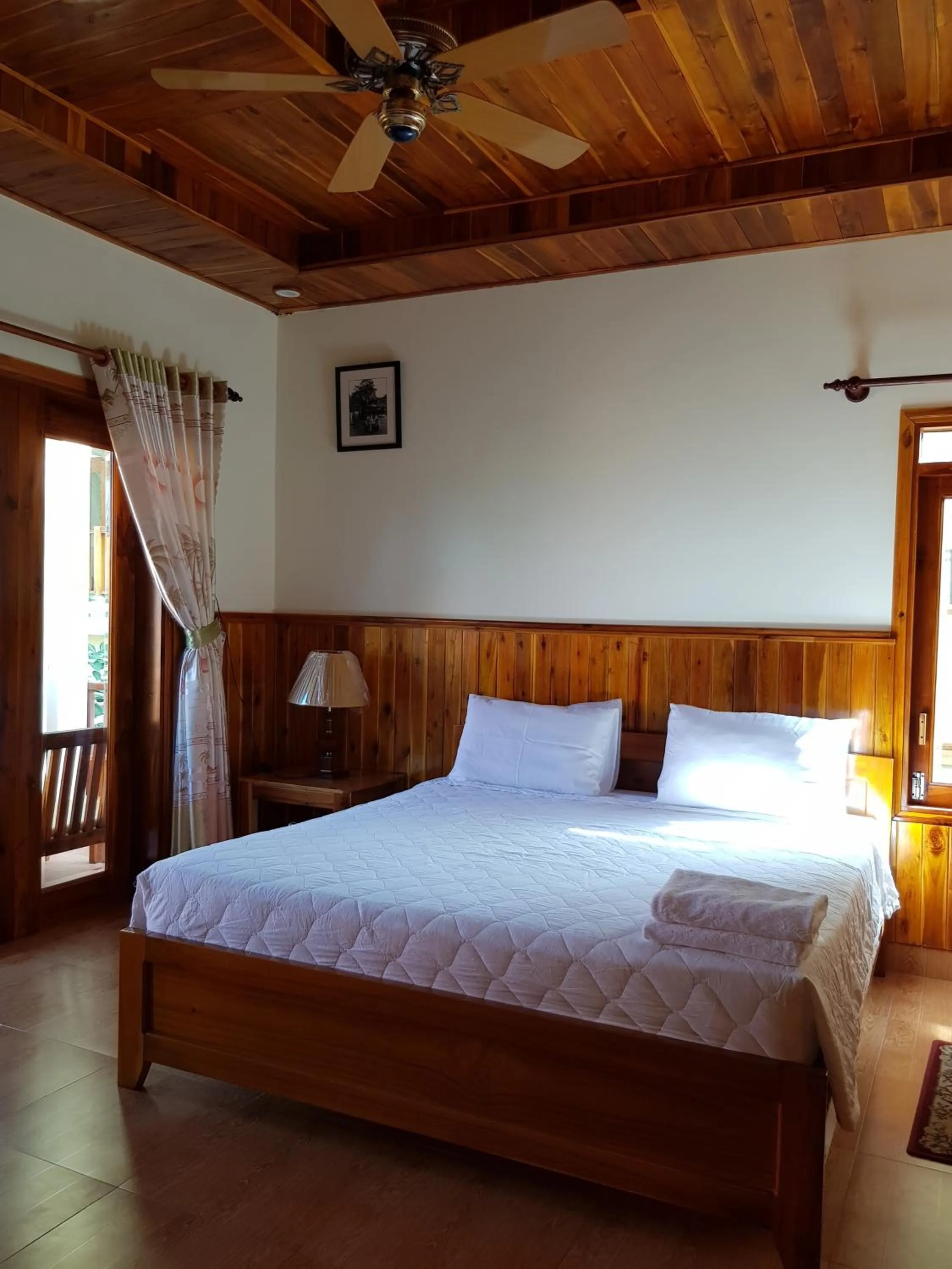 Bedroom, Bed in Free Beach Resort