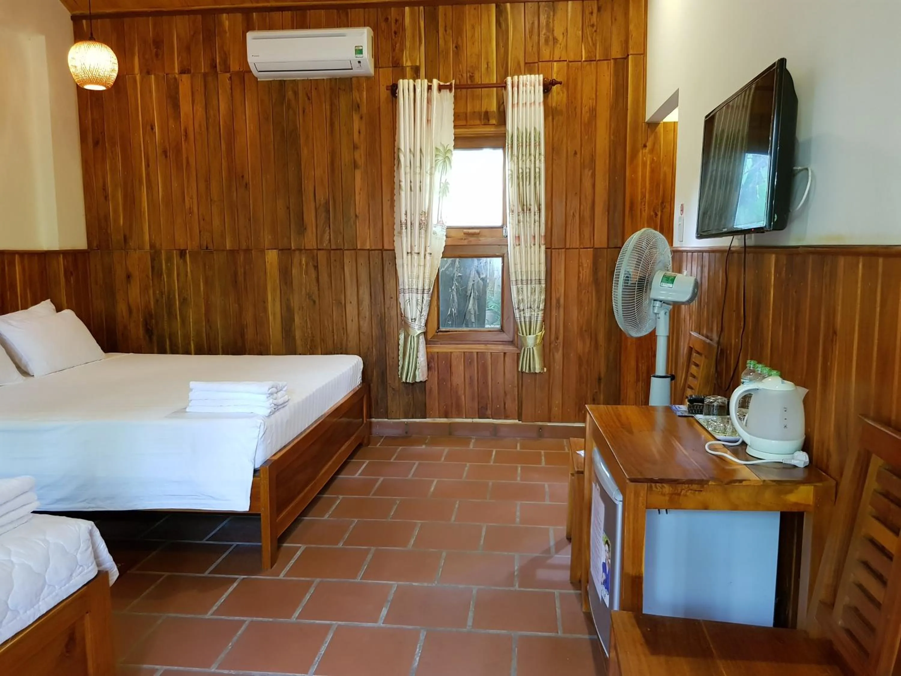 TV and multimedia, Bed in Free Beach Resort