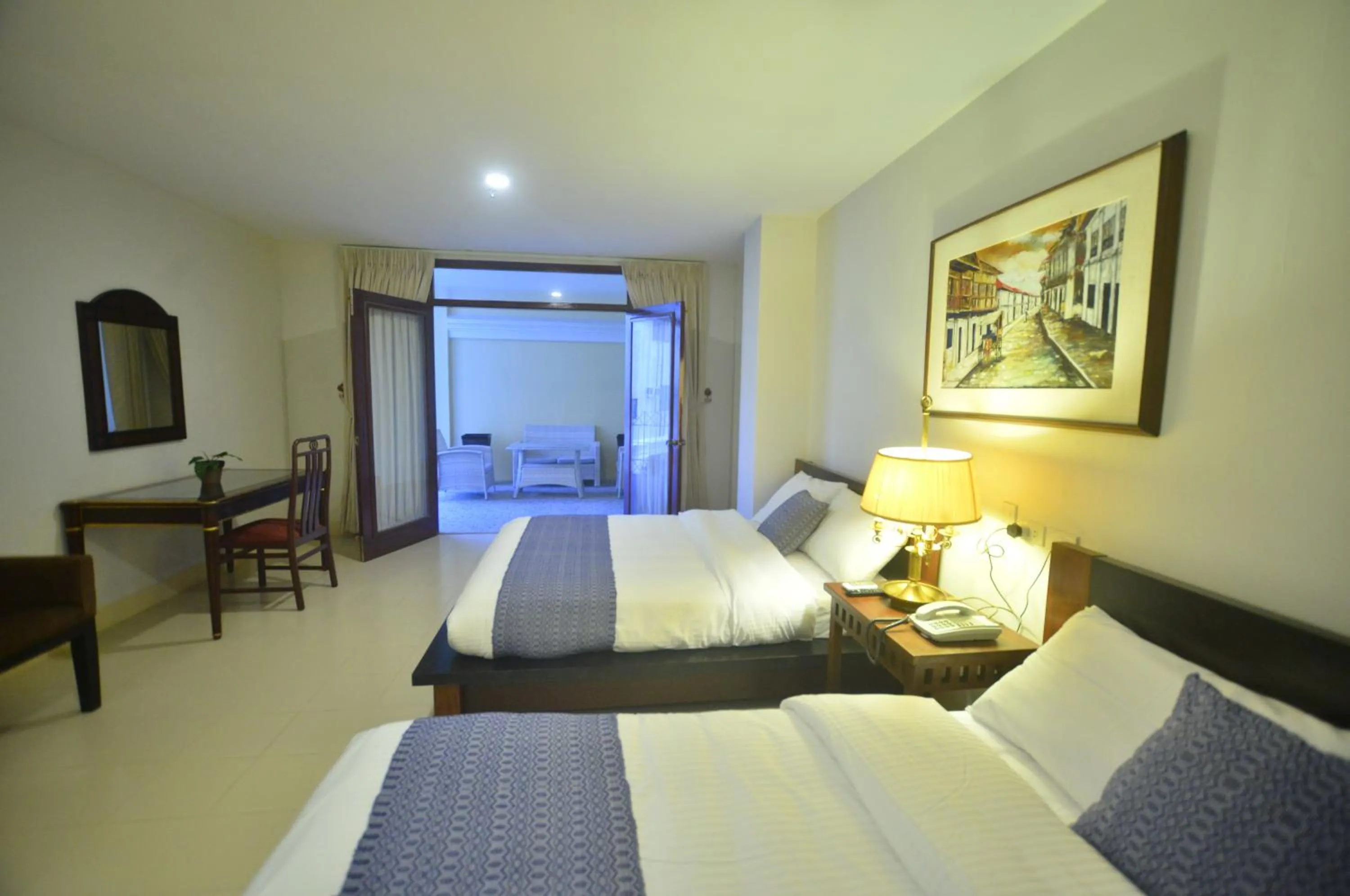 Bed in Metro Vigan Inn