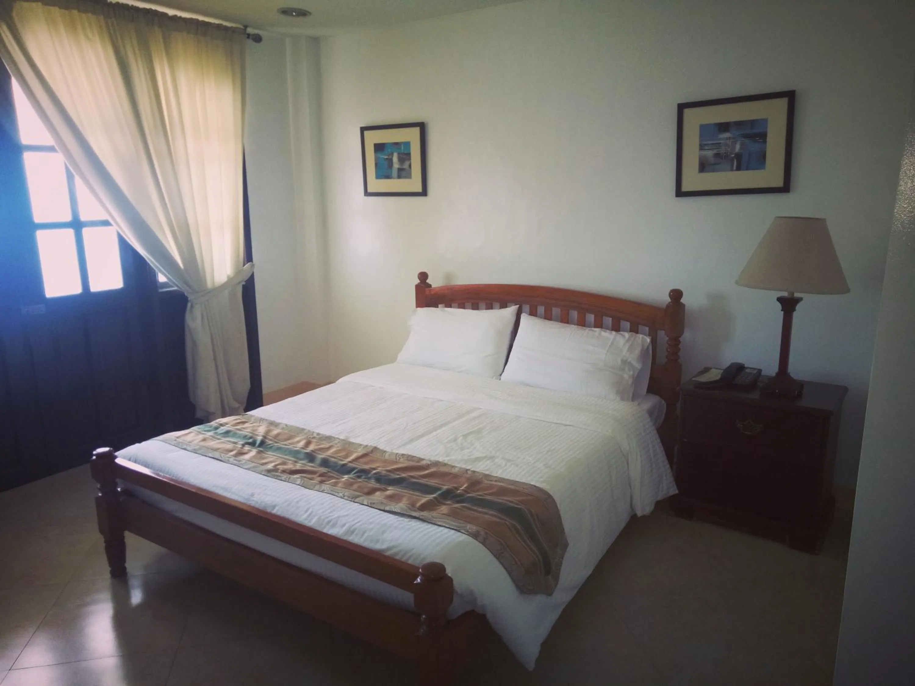 Bed in Metro Vigan Inn