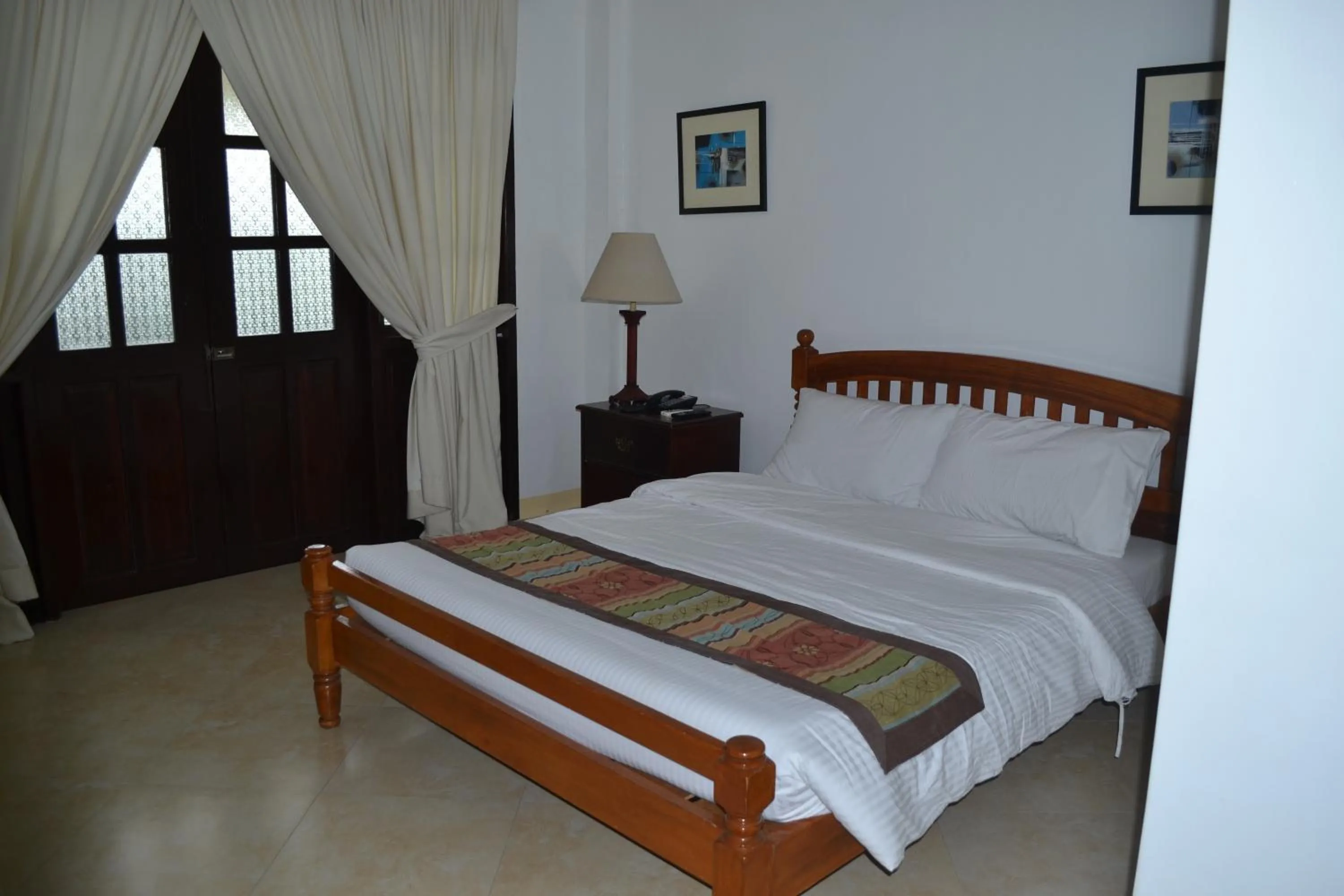 Bed in Metro Vigan Inn