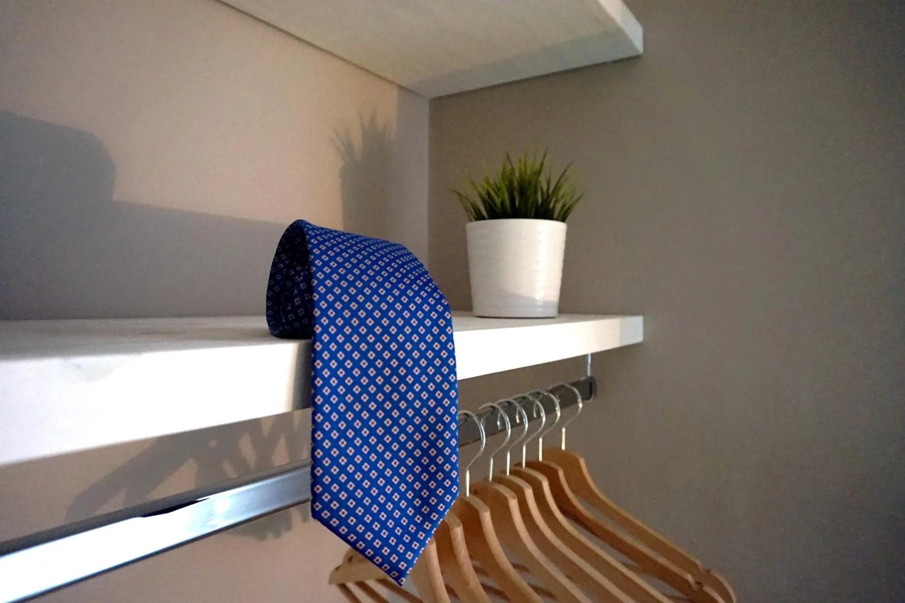 Decorative detail, Bed in Myricae