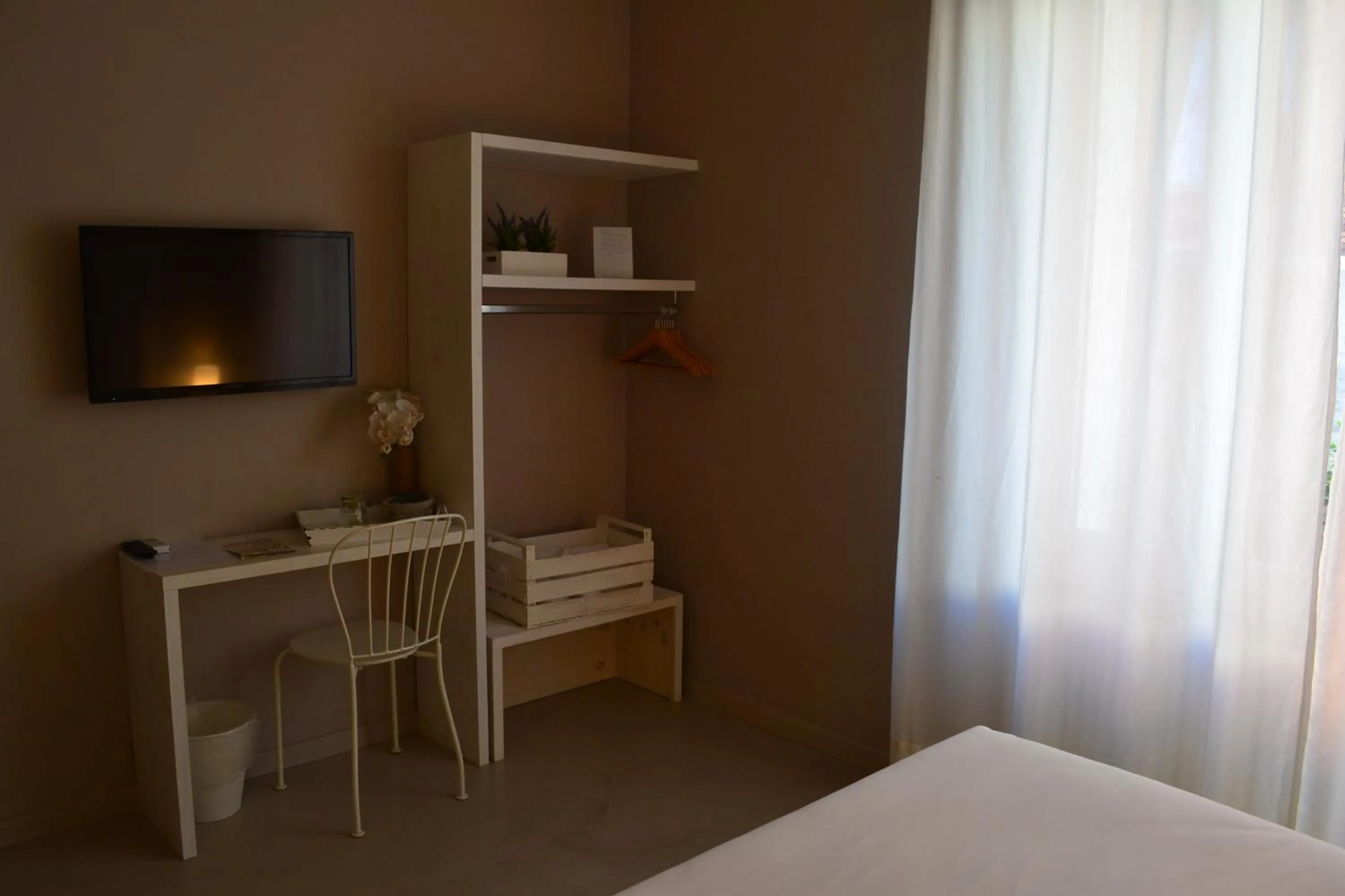 Other, Bed in Myricae