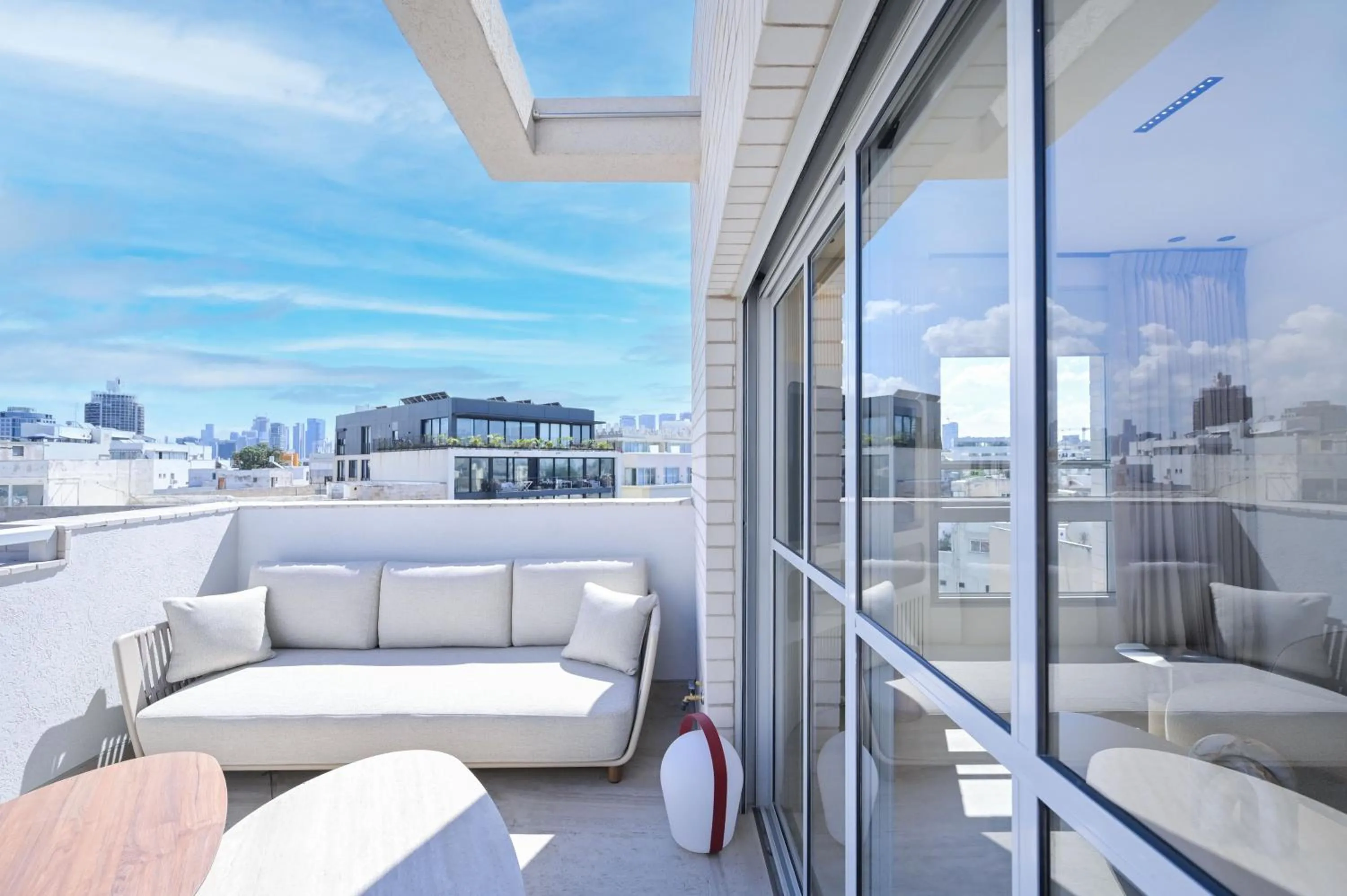 Allenby 36 Bauhaus Residence 5 Stars