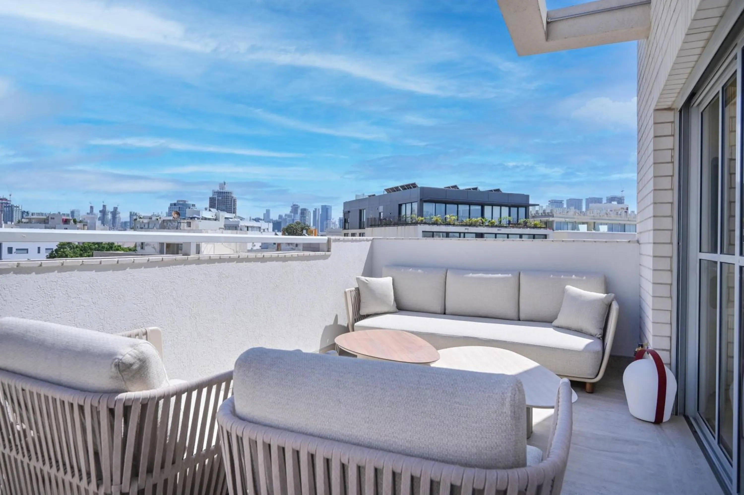 Allenby 36 Bauhaus Residence 5 Stars
