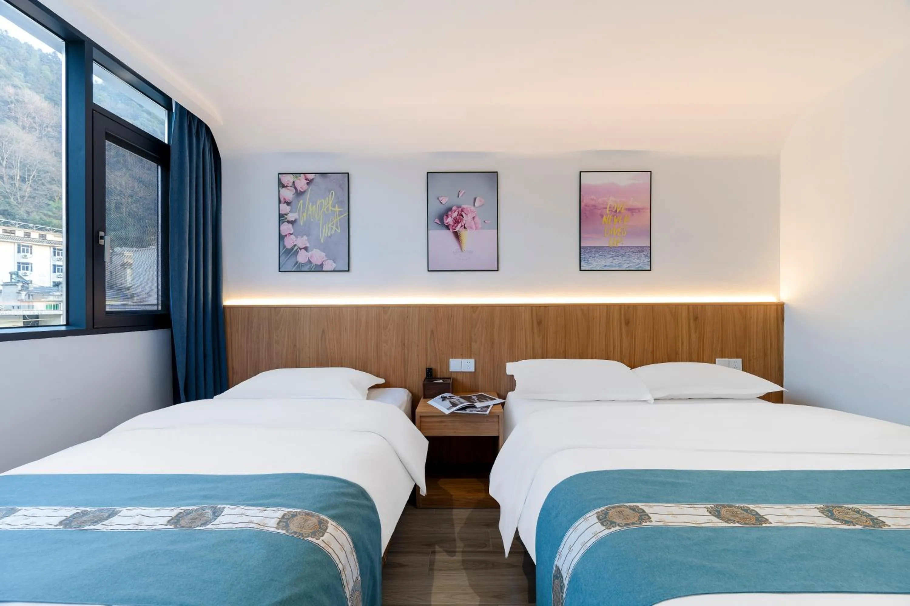 Bed in Huang Mountain Wangfeng Hotel