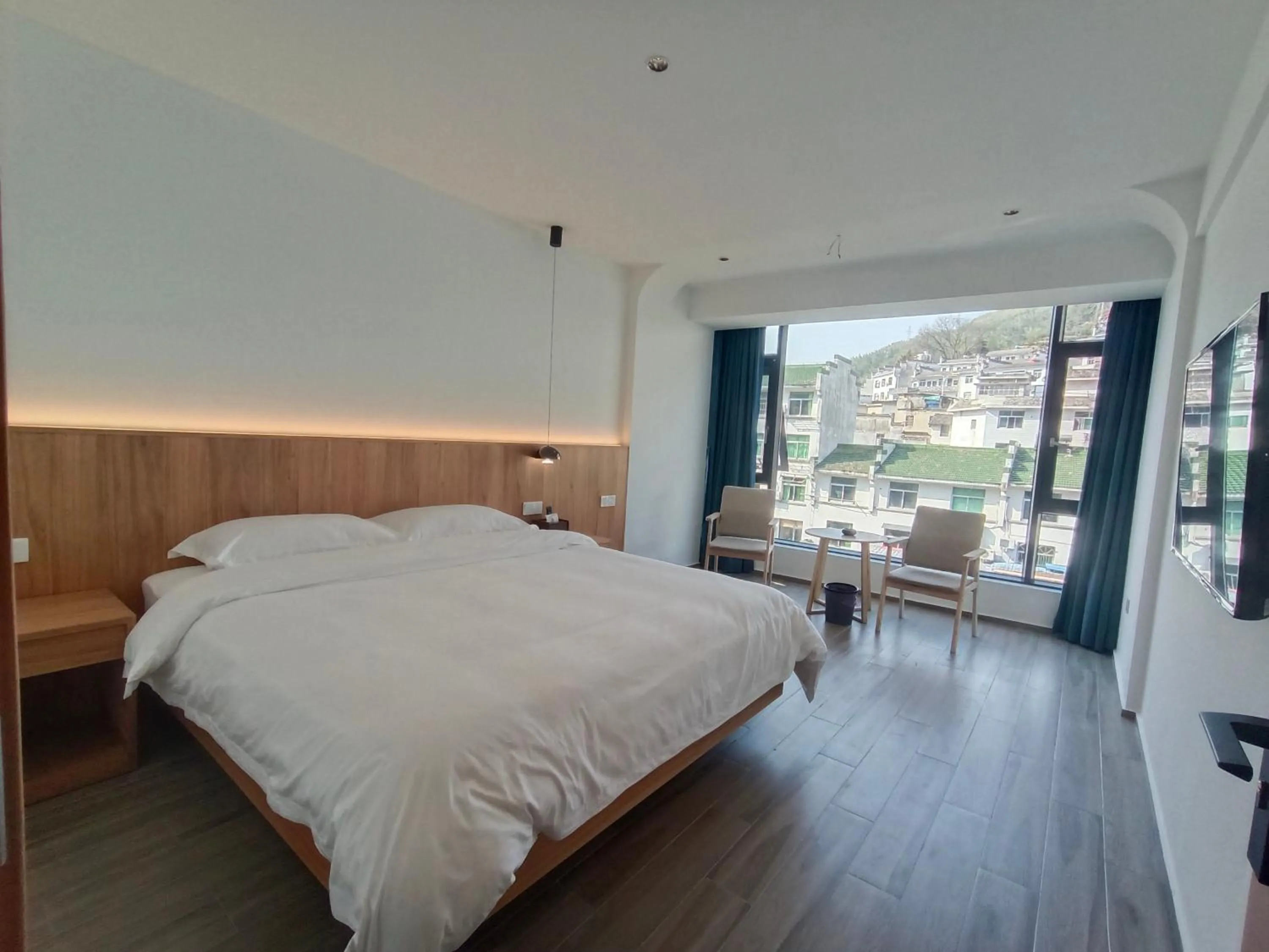 Two-Bedroom Suite in Huang Mountain Wangfeng Hotel