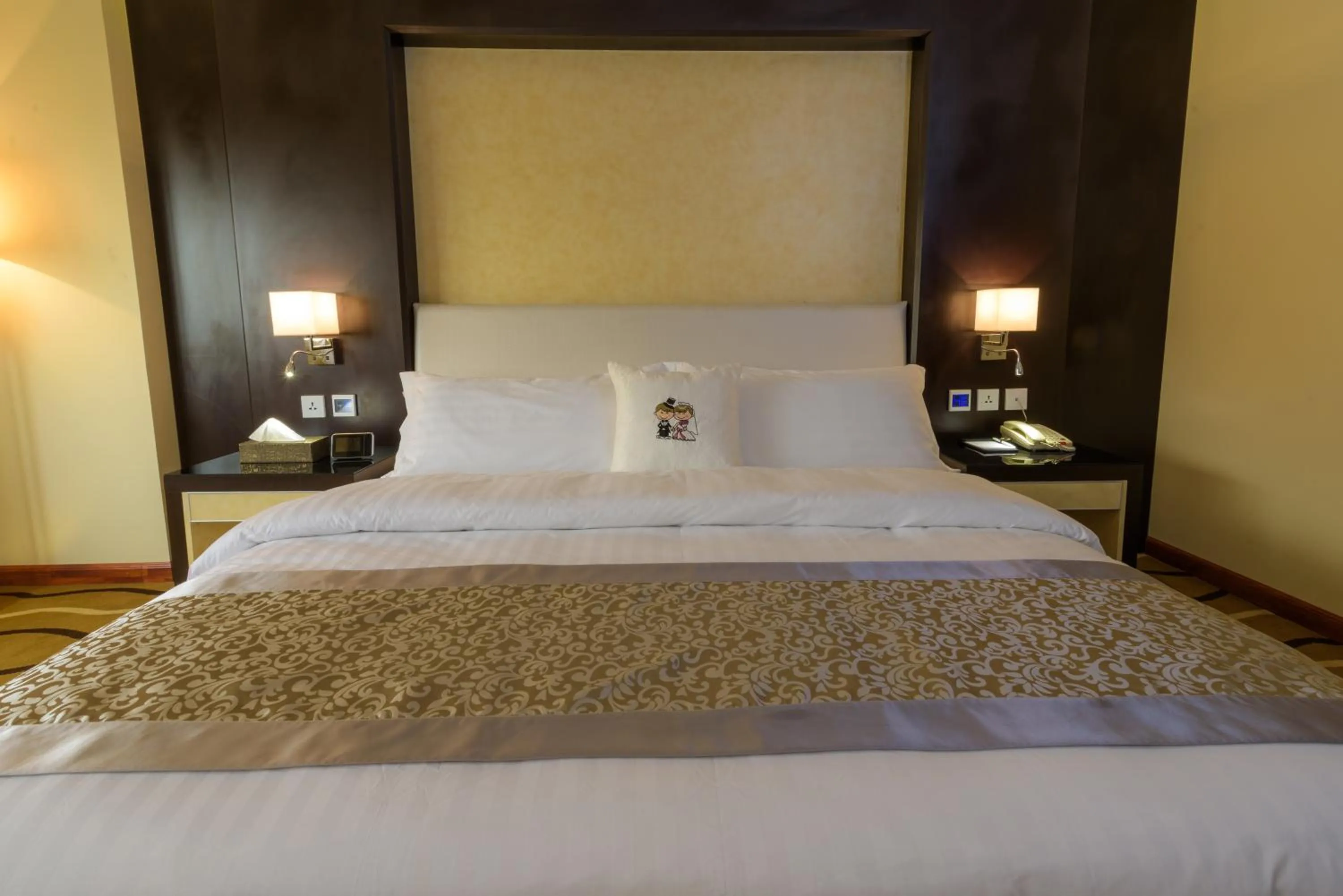 Bed in National Park Hotel