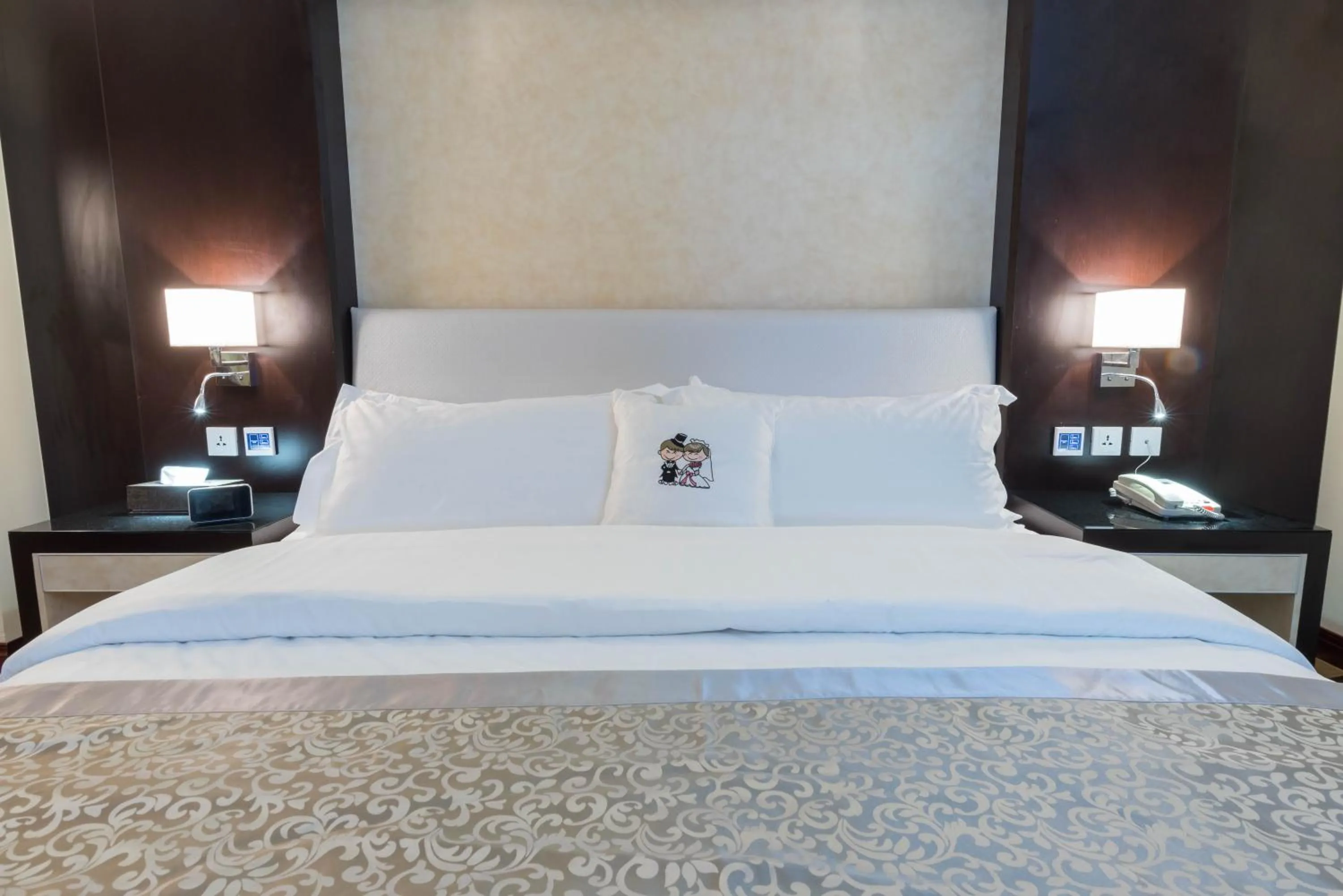 Bed in National Park Hotel