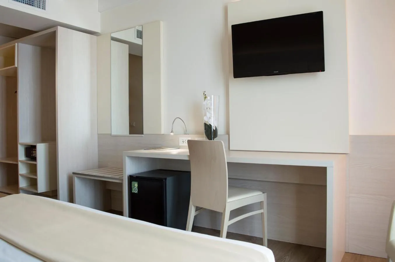 Bed in Hotel Alexander