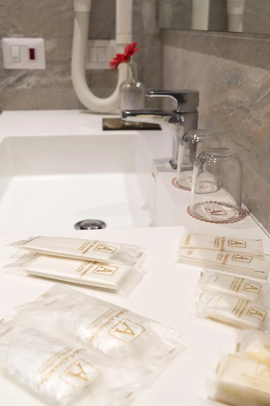 Bathroom in Hotel Alexander