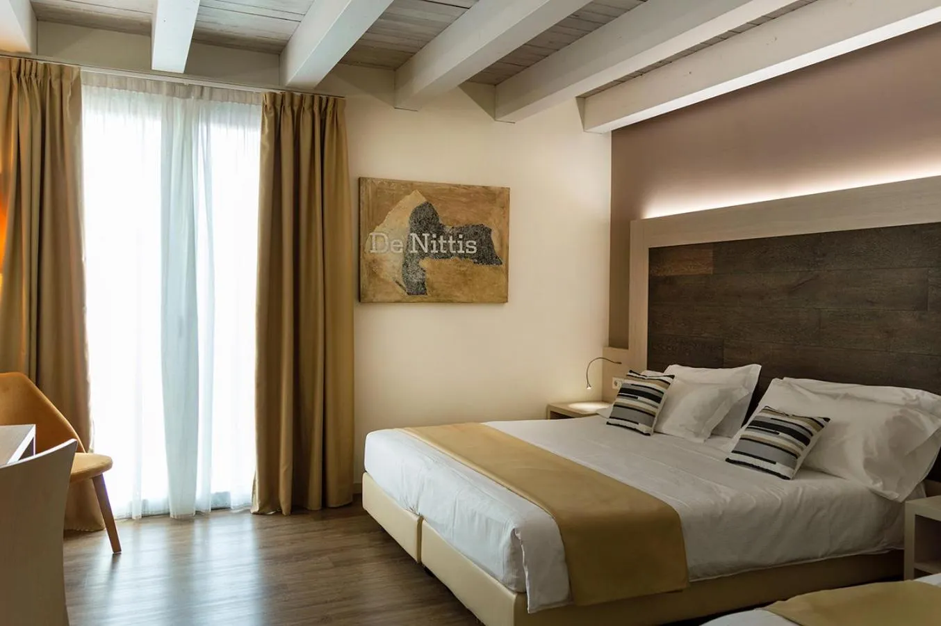 Bedroom, Bed in Hotel Alexander