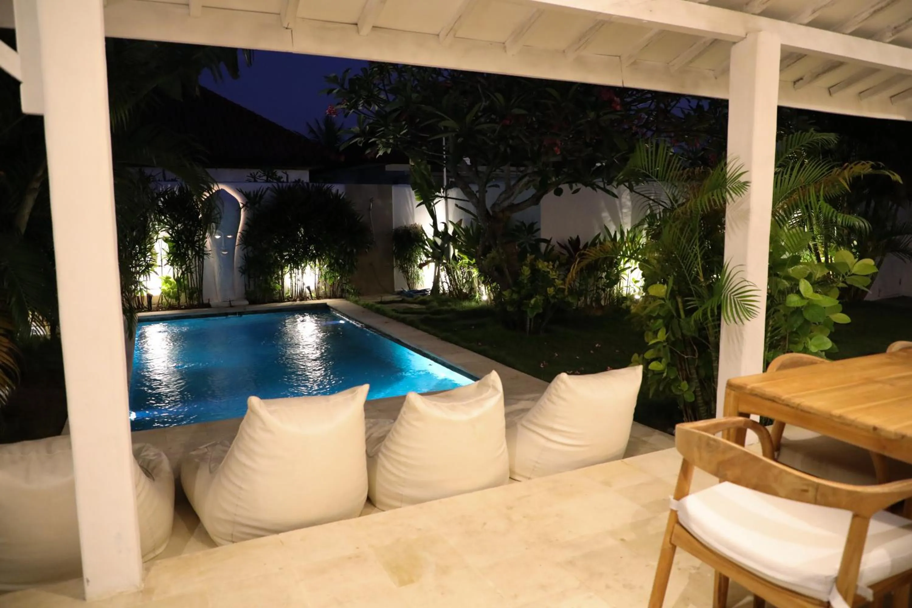 Villa Tom & Lucie Bingin Beach