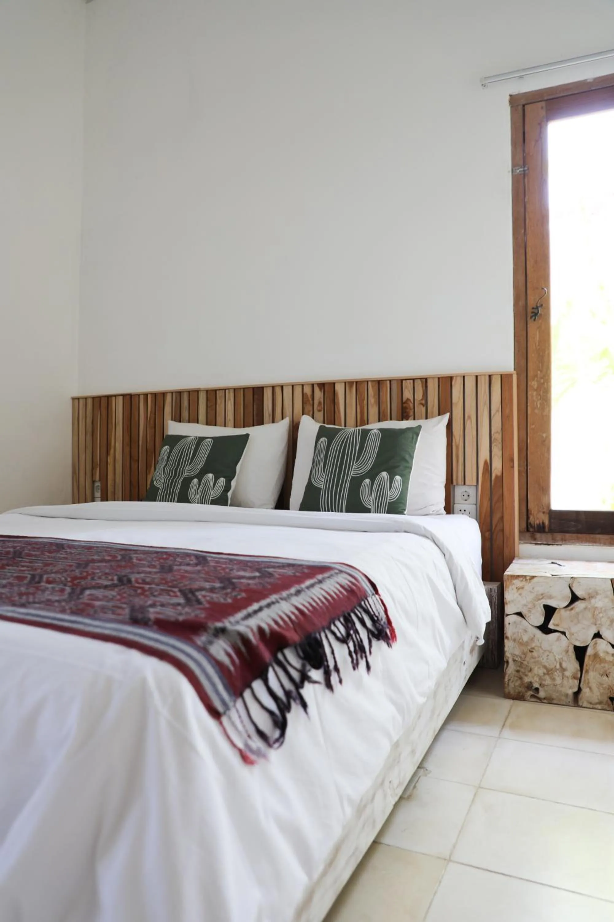 Bed in Villa Tom & Lucie Bingin Beach