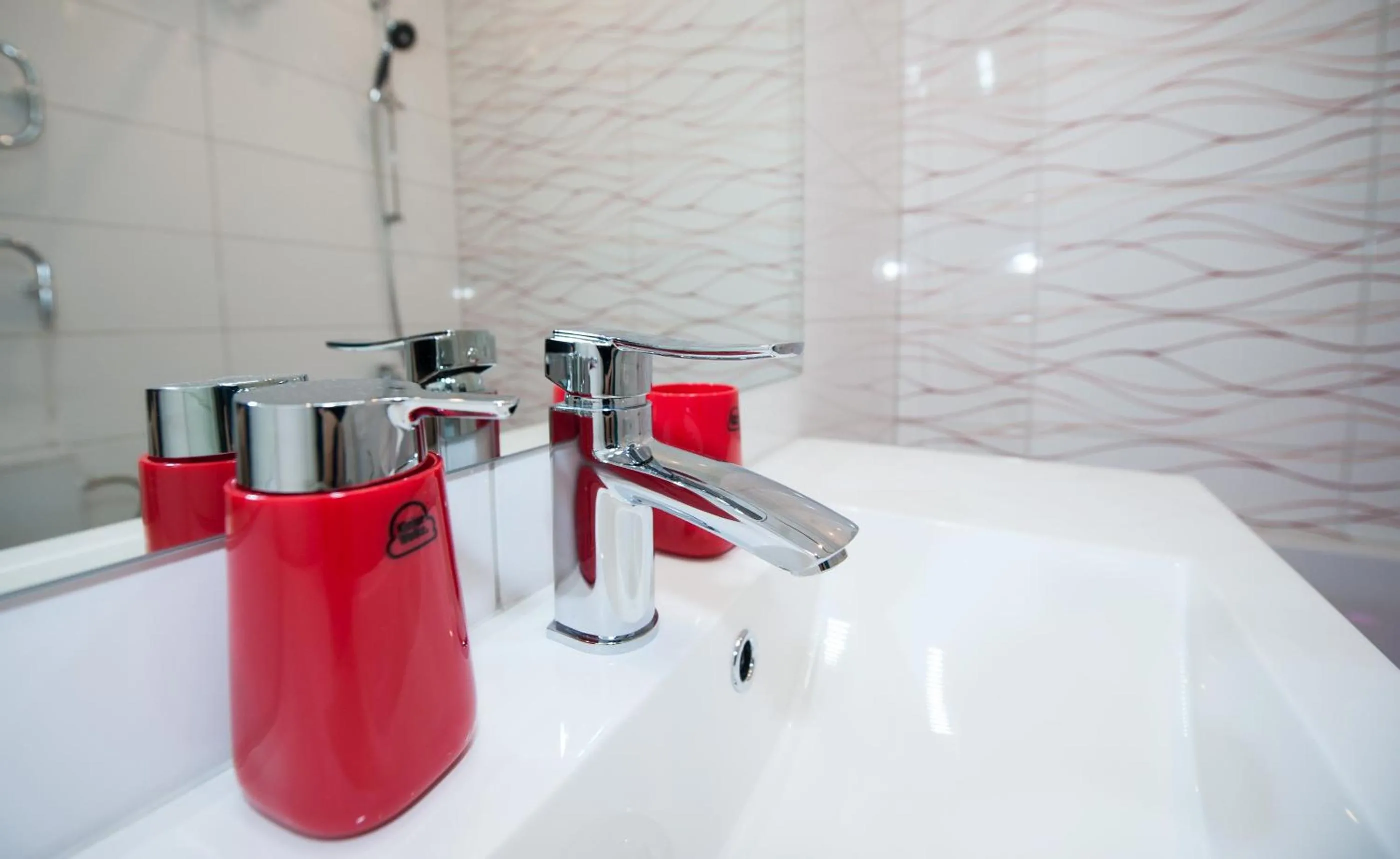 Bathroom in Honeymoon Ruterra studio