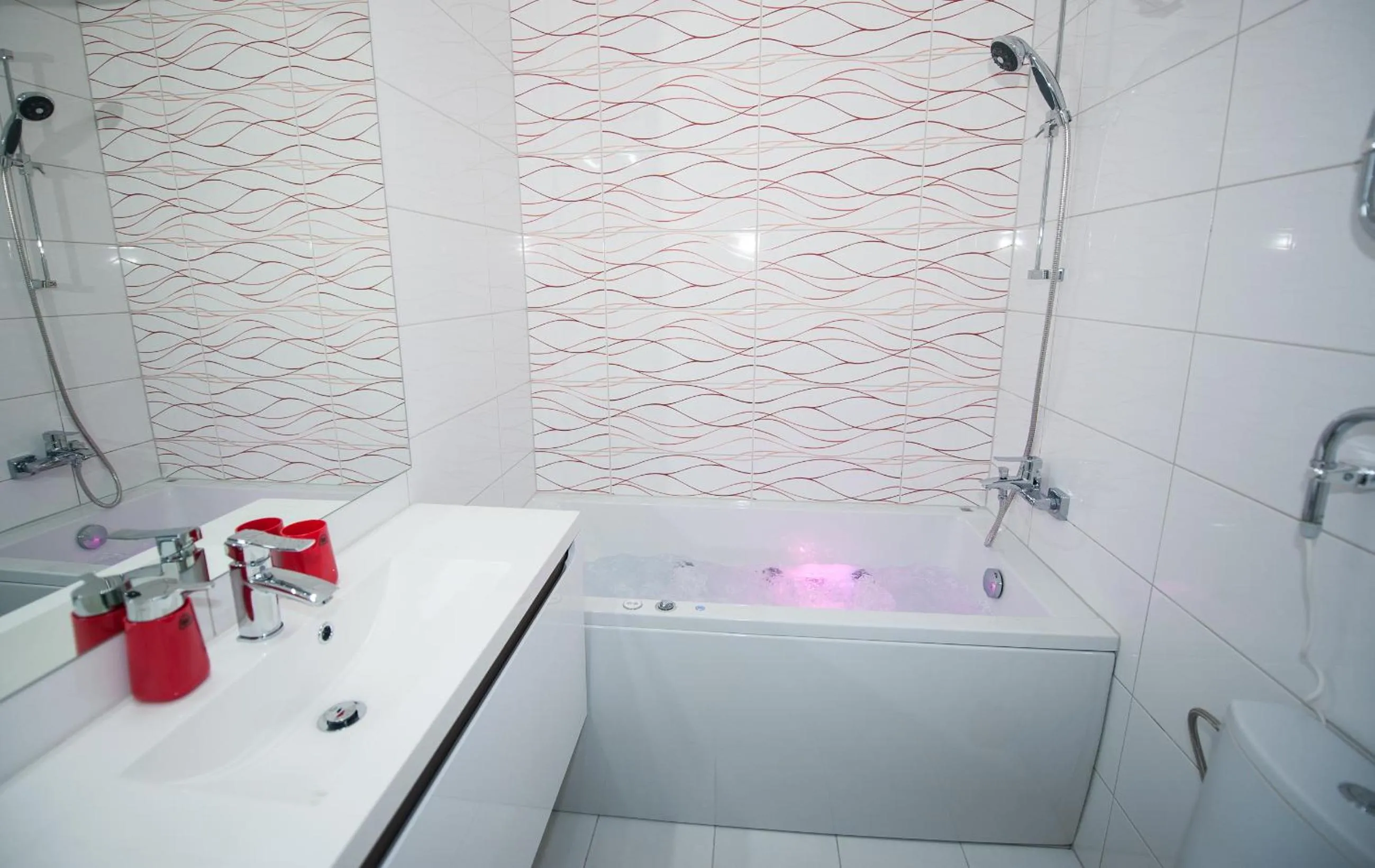 Toilet in Honeymoon Ruterra studio