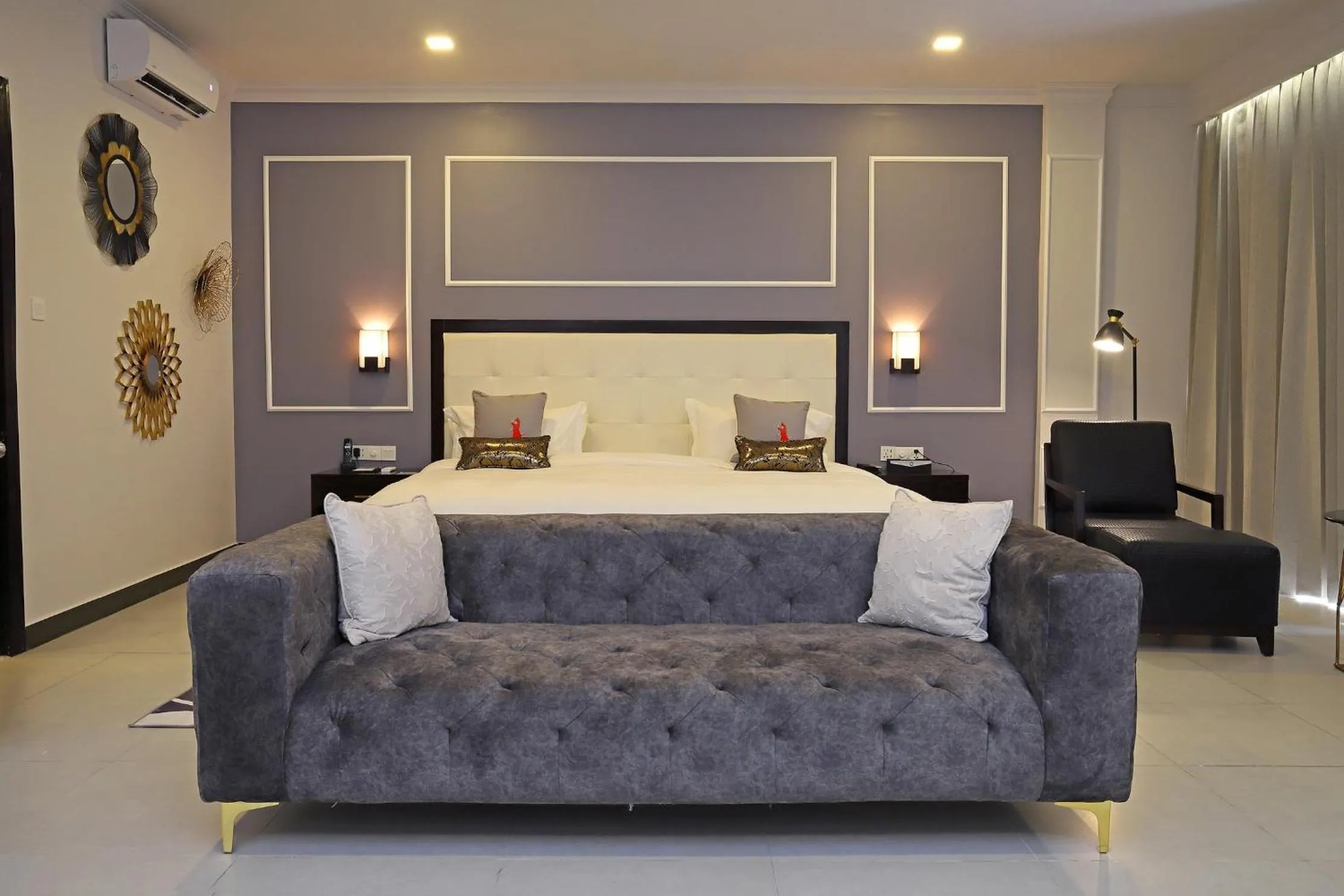 Bed in Queenco Hotel & Casino