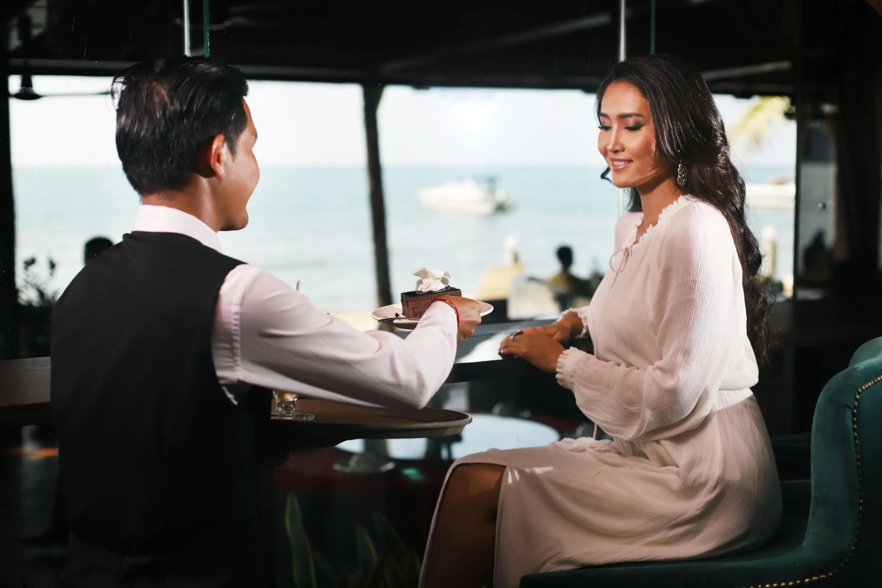 Restaurant/places to eat in Queenco Hotel & Casino