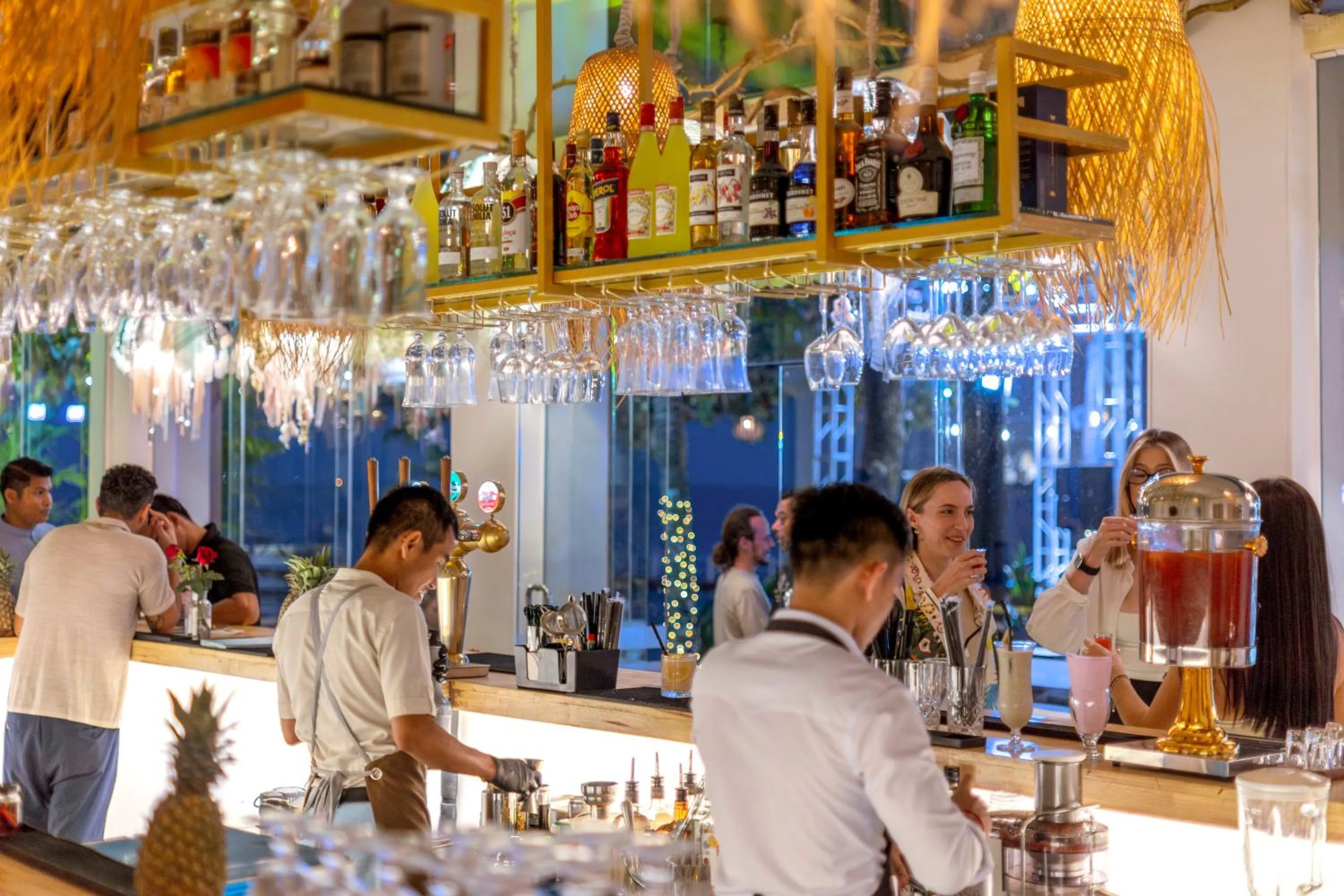 Lounge or bar in Queenco Hotel & Casino