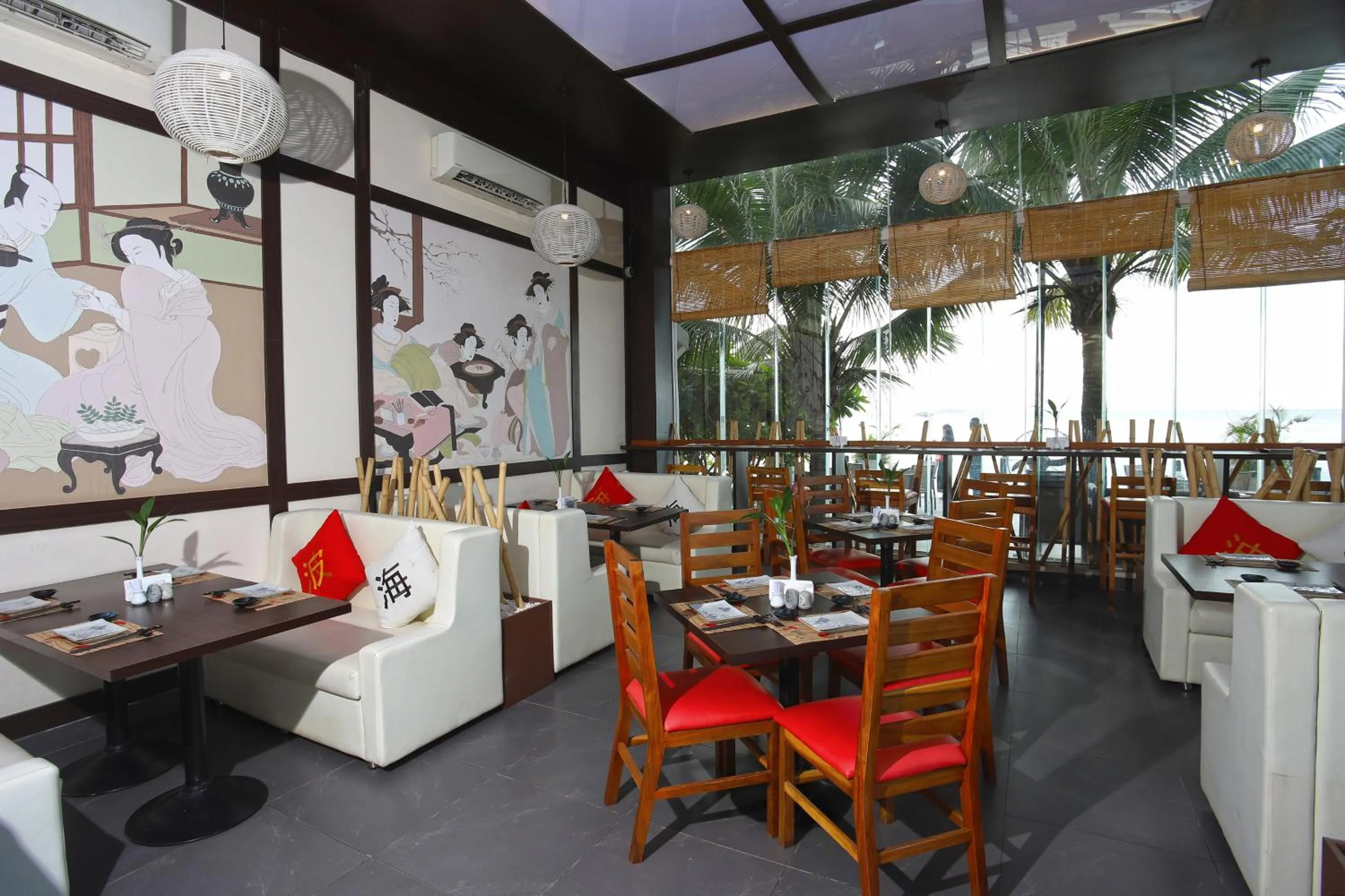 Restaurant/places to eat in Queenco Hotel & Casino