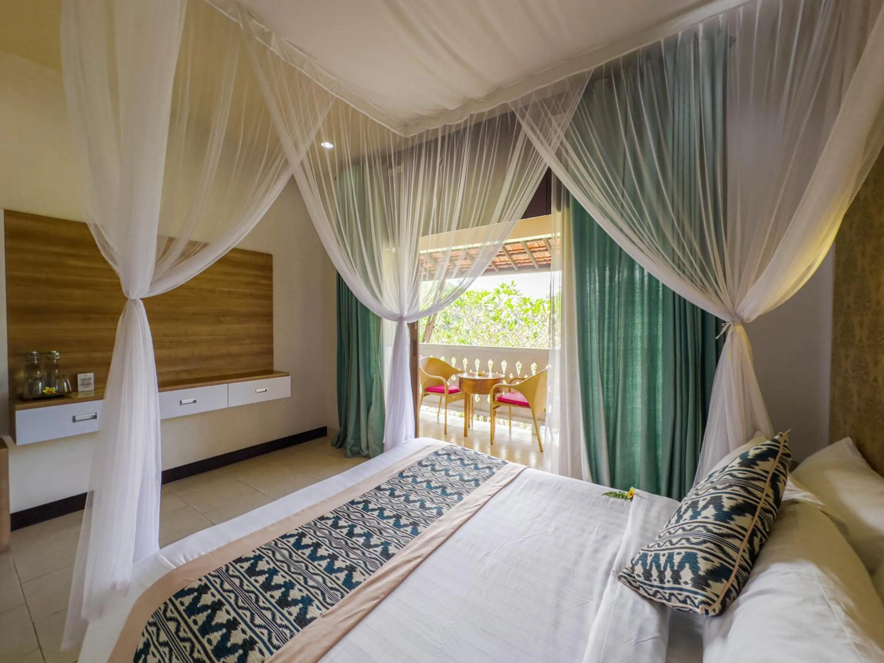 Bedroom, Bed in Ubud Sari Health Resort