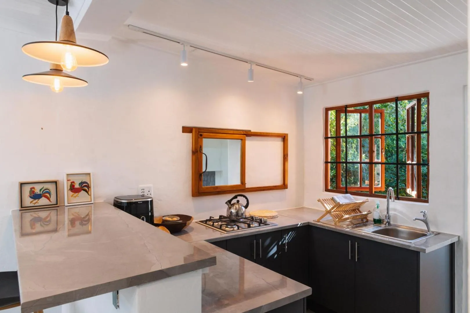 Kitchen or kitchenette in Moonshine on Whiskey Creek