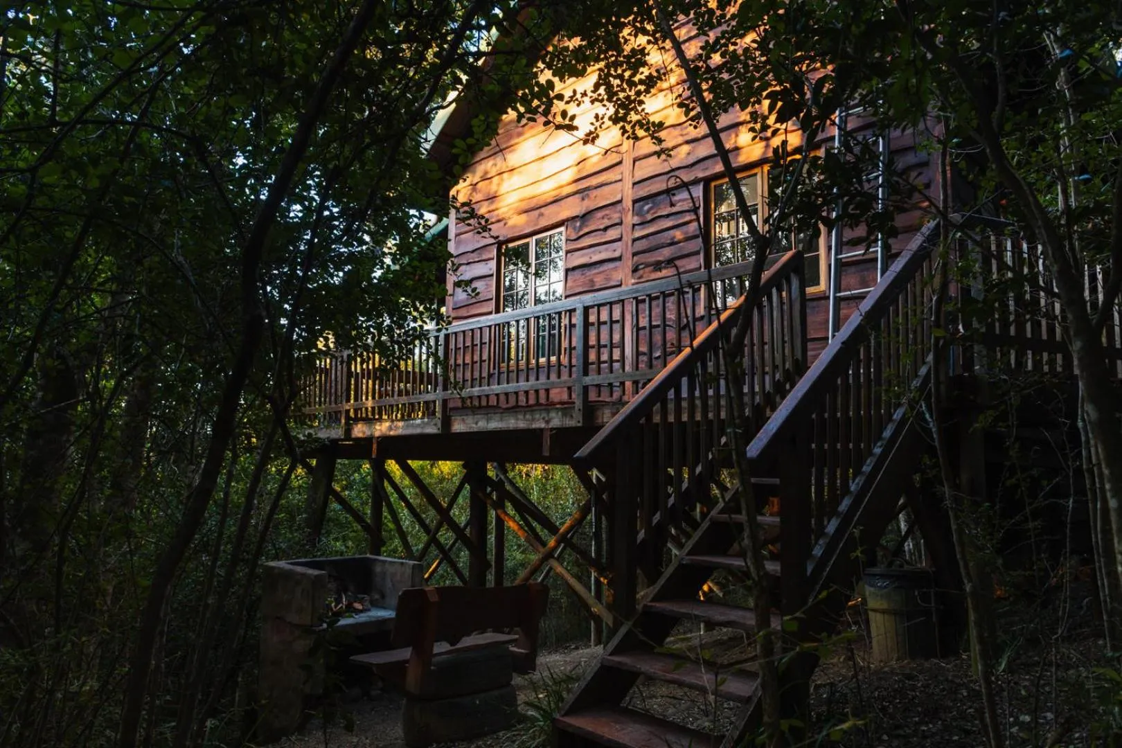 Property building in Moonshine on Whiskey Creek