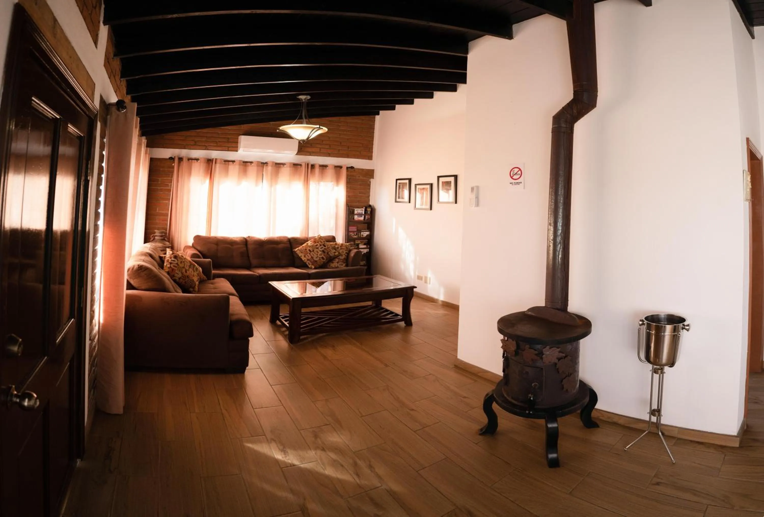 Living room in Quinta Sofia Valle de Guadalupe