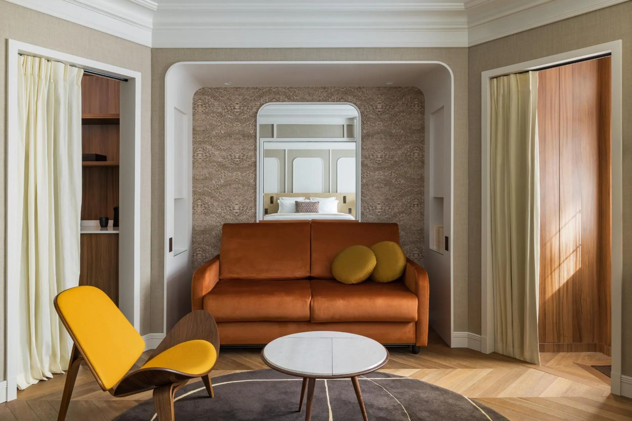 Living room in Pavillon Faubourg Saint-Germain & Spa