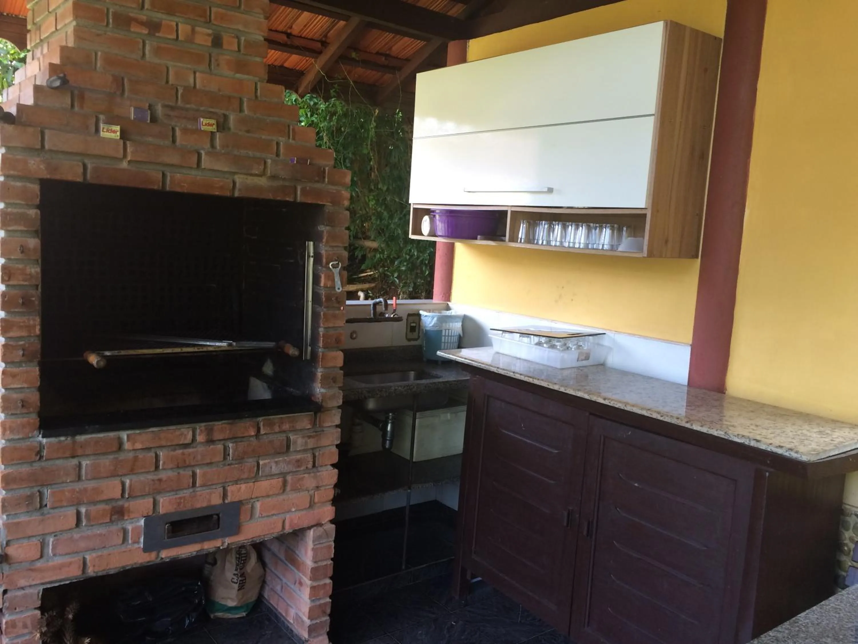 BBQ facilities in Pousada Águas Claras