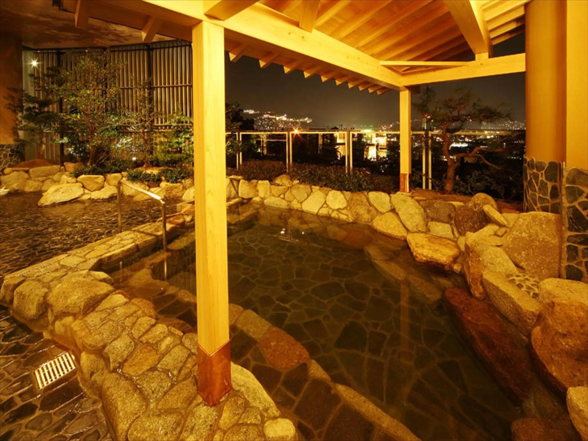 Open Air Bath in Hotel Amandi