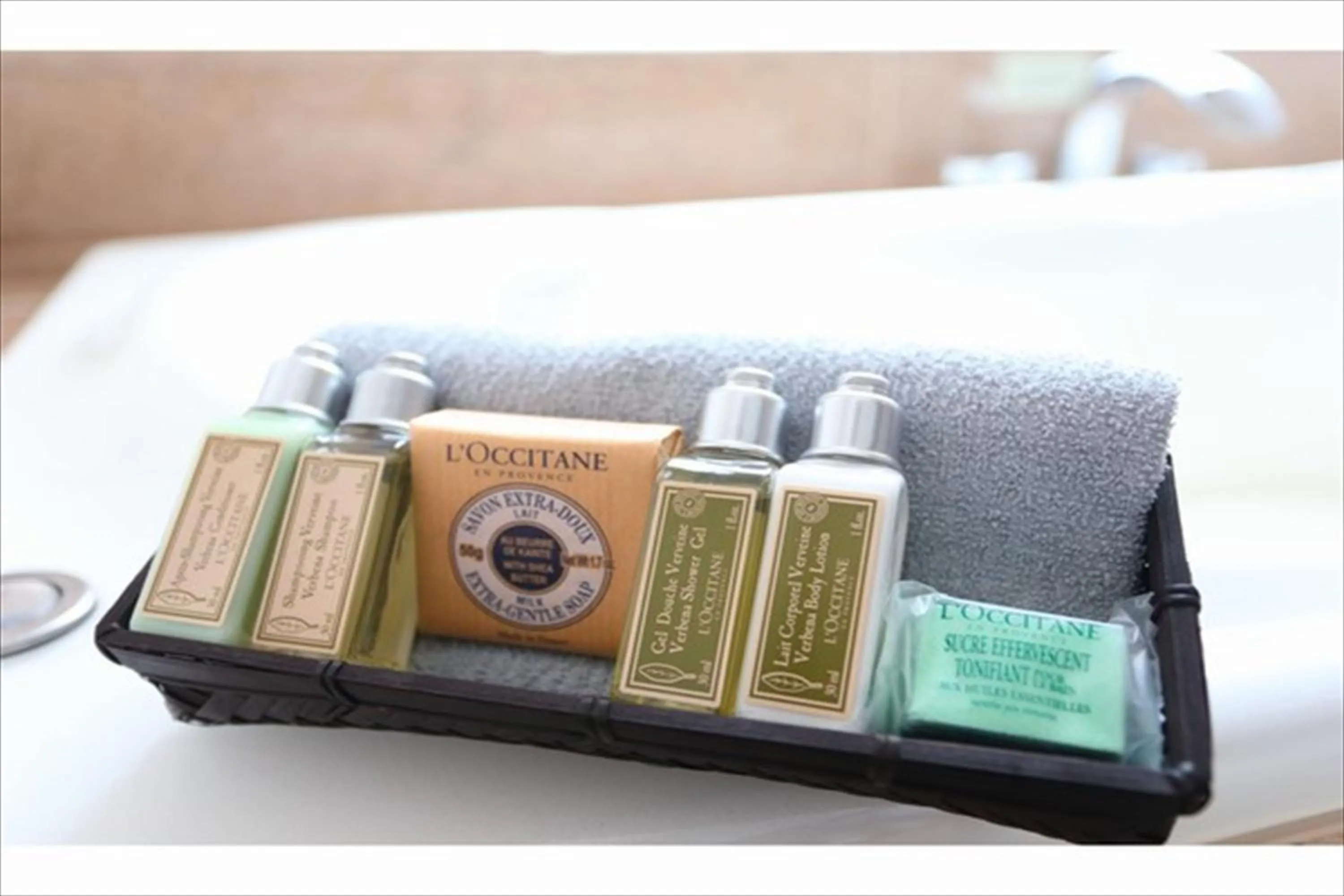 Photo of the whole room in Hotel Amandi