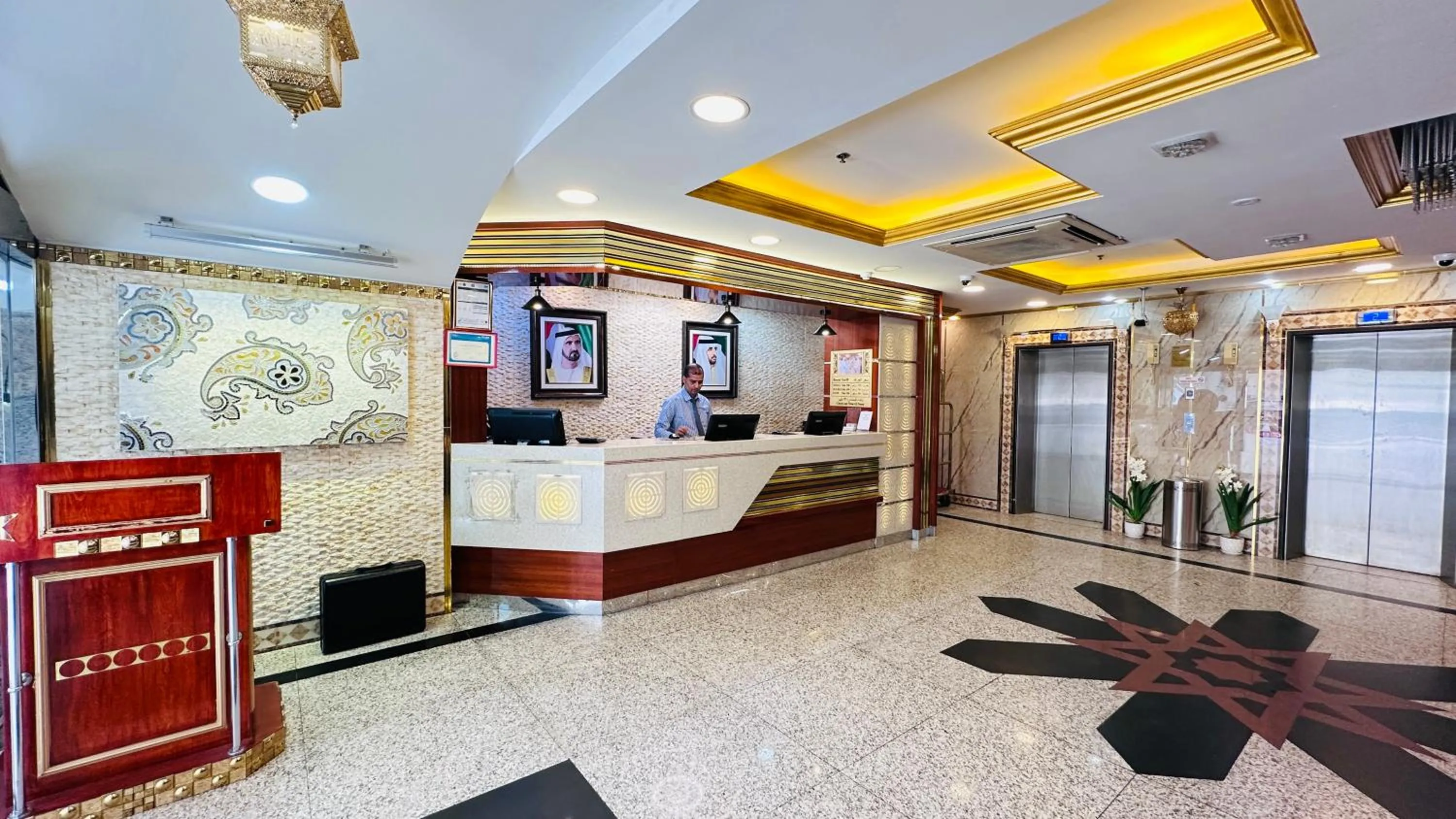 Lobby or reception in Collection O San Marino Hotel