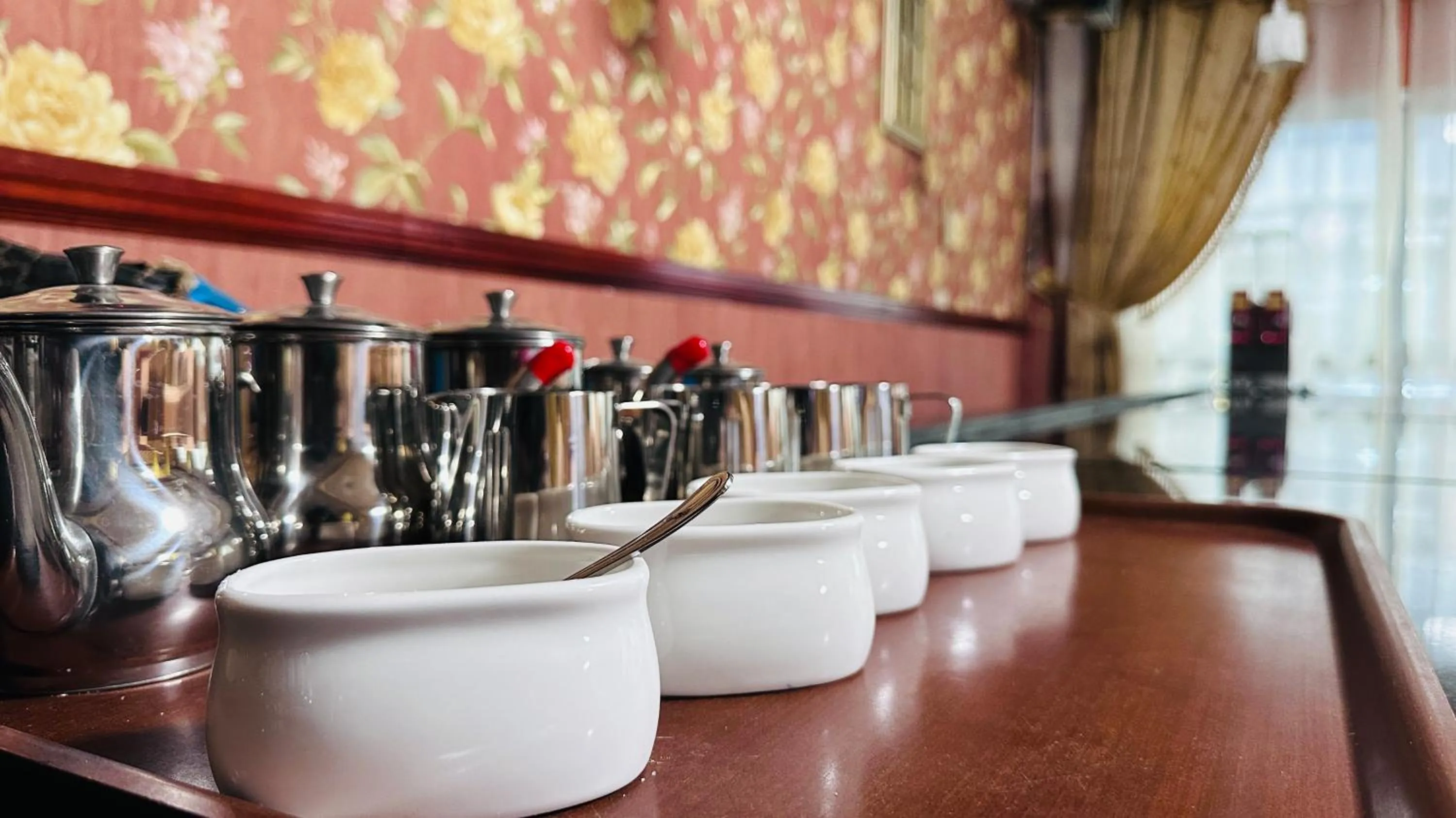 Kitchen or kitchenette in Collection O San Marino Hotel