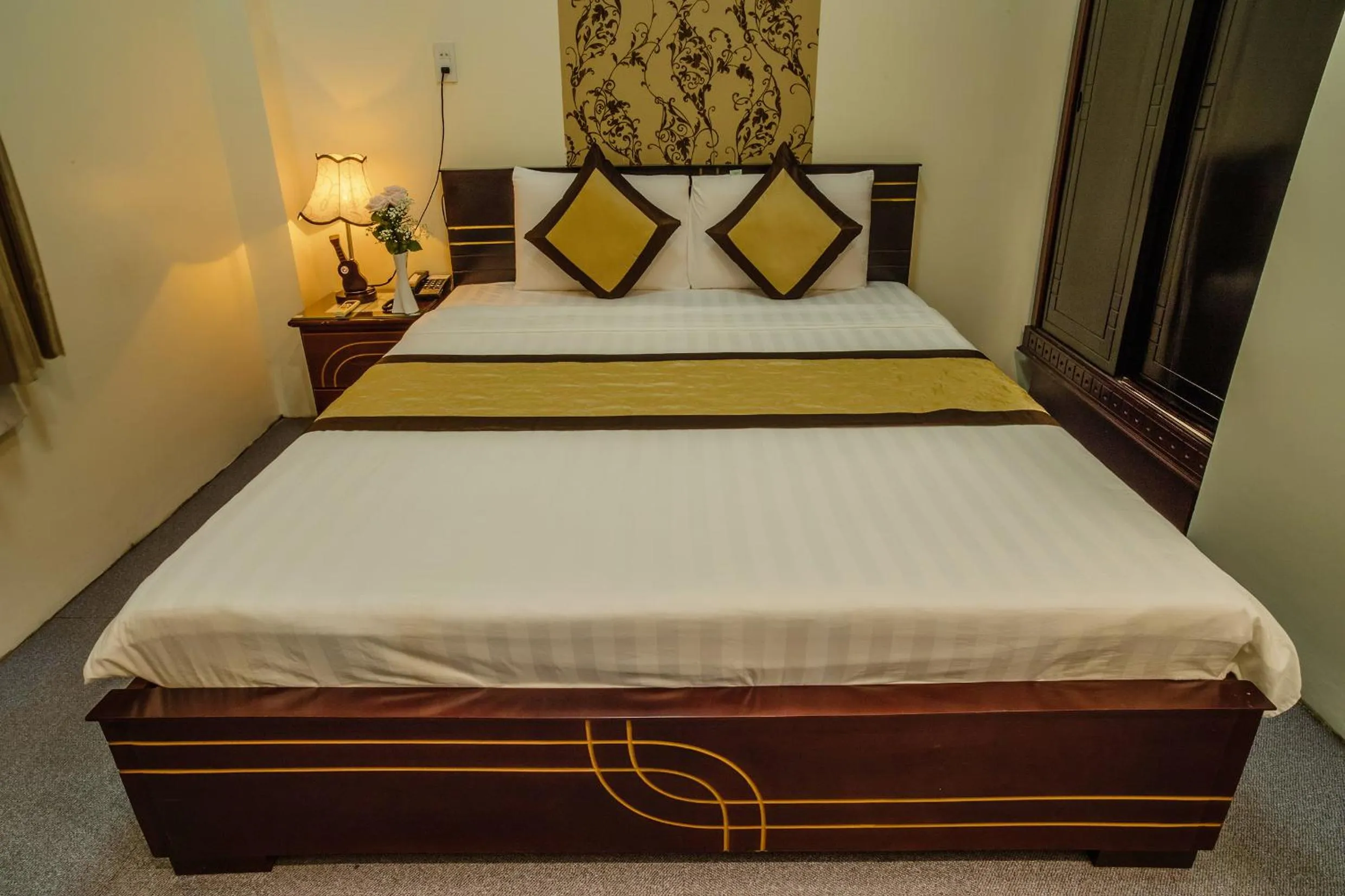 Bed in Dong Bao Hotel