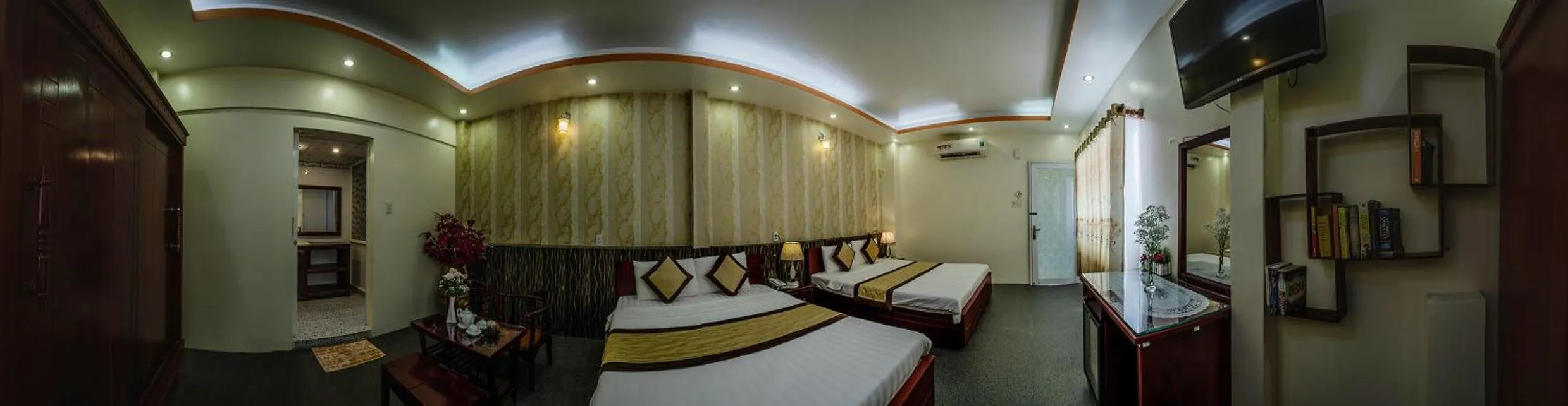 Photo of the whole room in Dong Bao Hotel