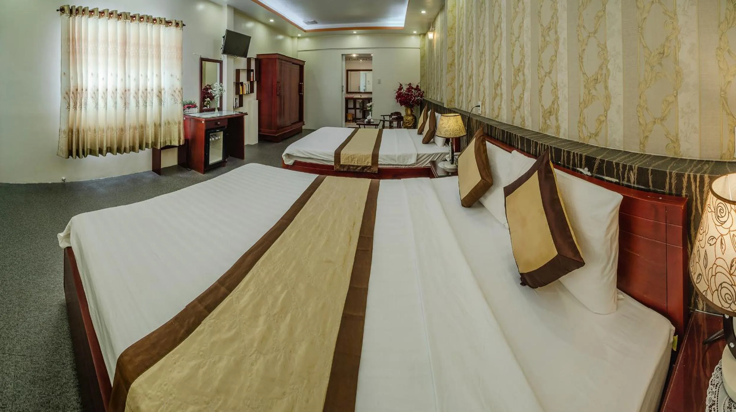 Bed in Dong Bao Hotel