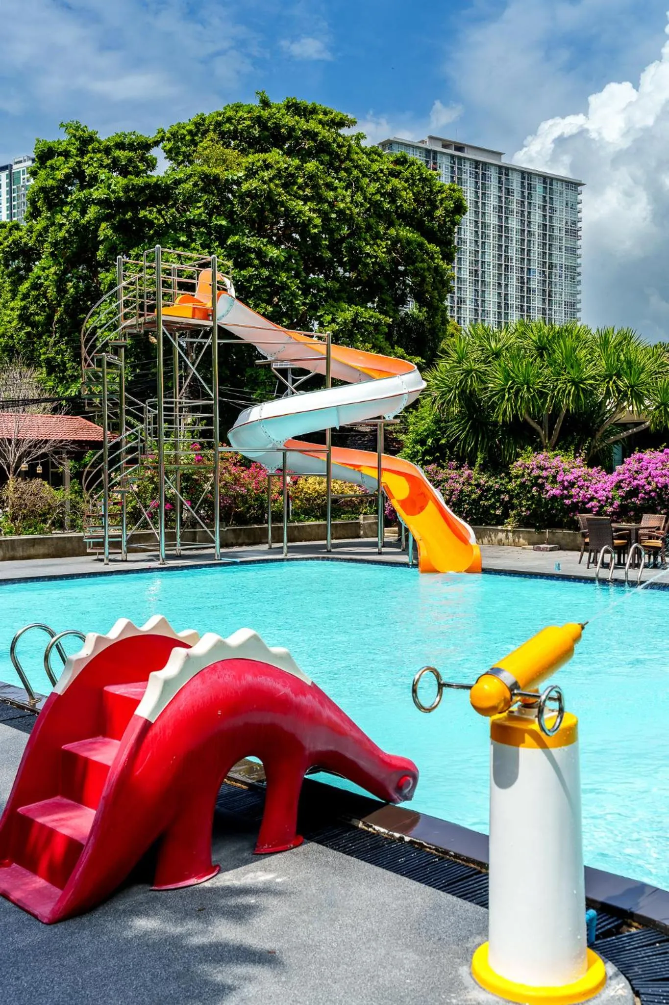 Aqua park in Villa Navin Beach Residence