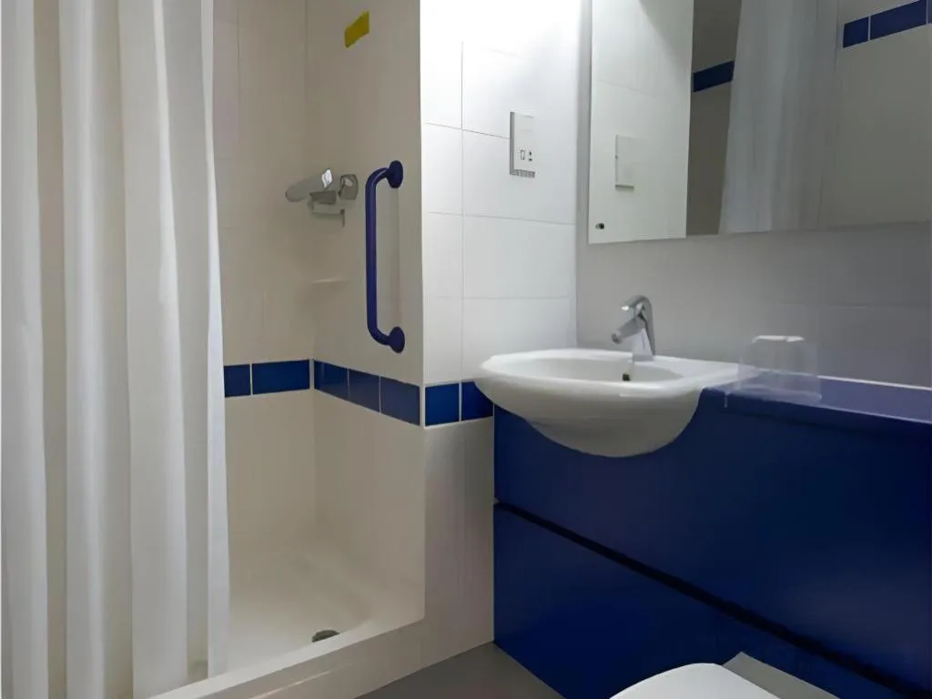 Travelodge Aberdeen Central