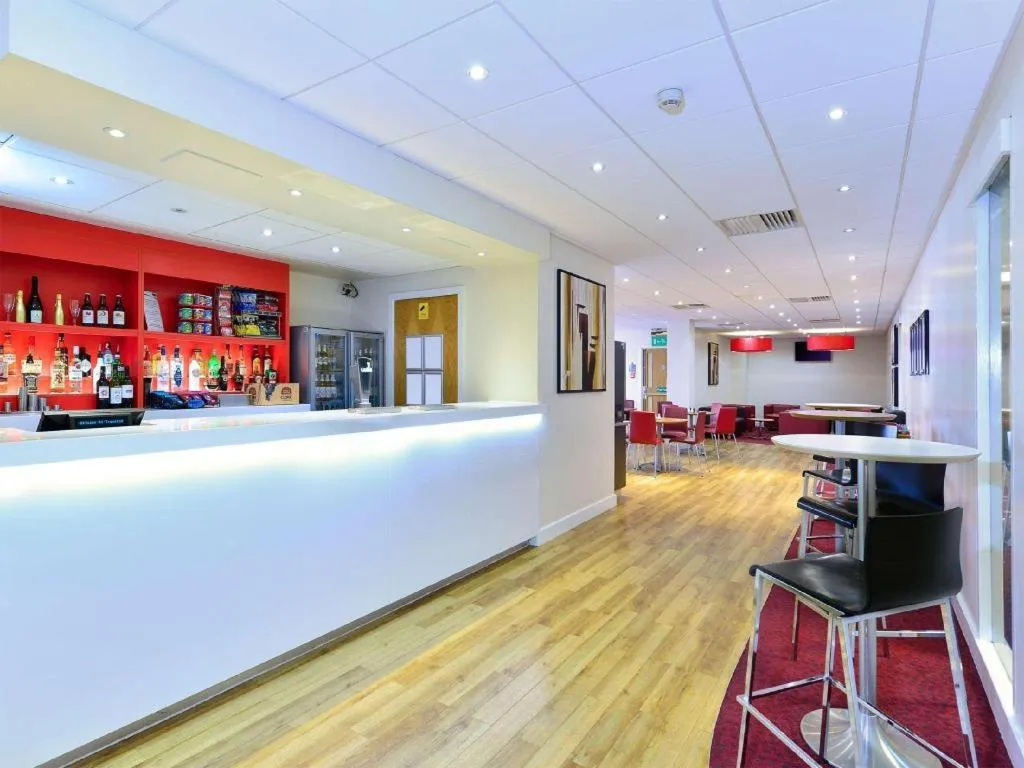 Travelodge Aberdeen Central