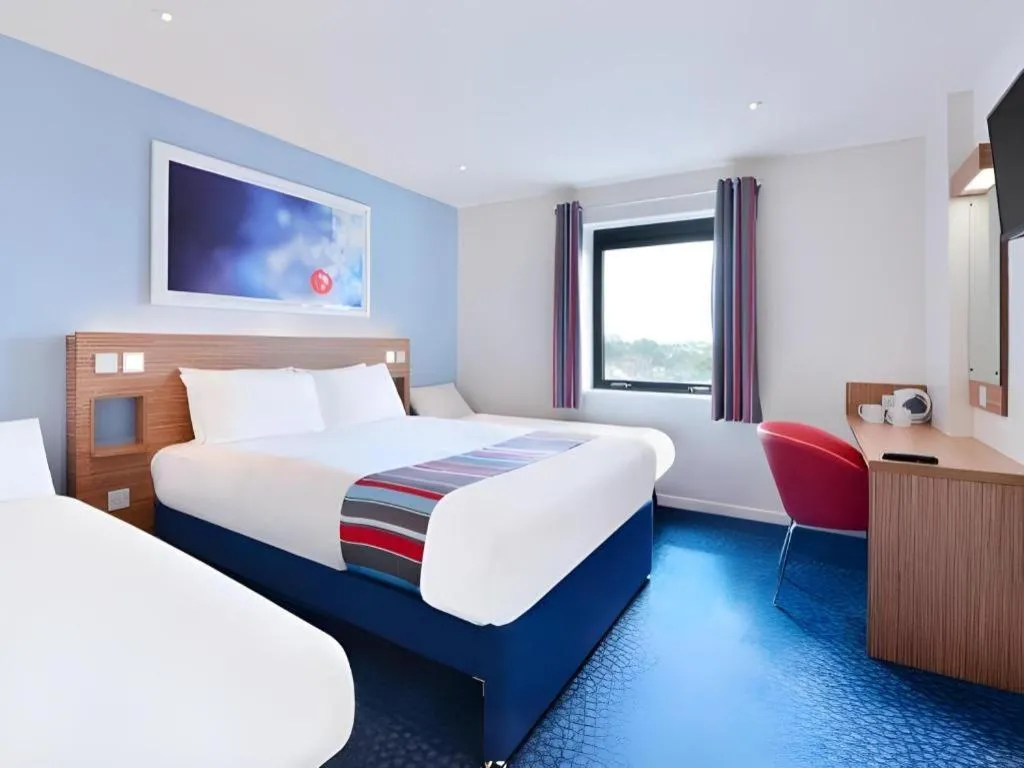 Bed in Travelodge Worthing Seafront