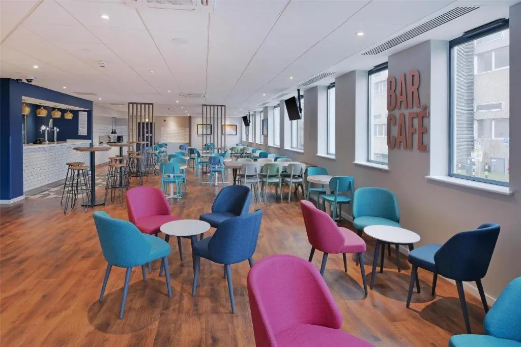 Travelodge Woking Central