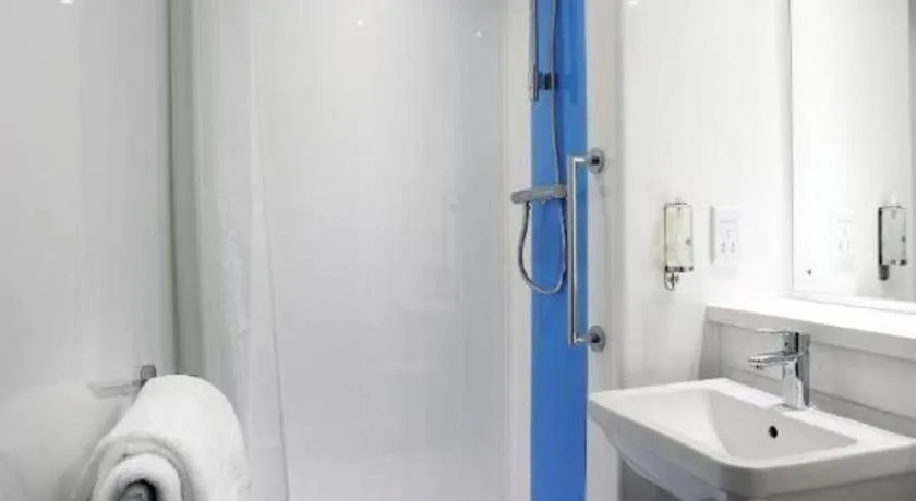 Travelodge Liverpool Central Exchange Street