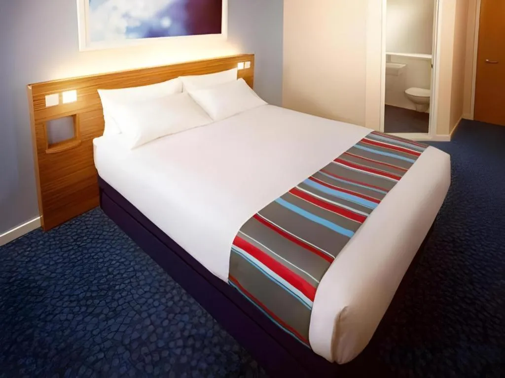 Bed in Travelodge London Balham