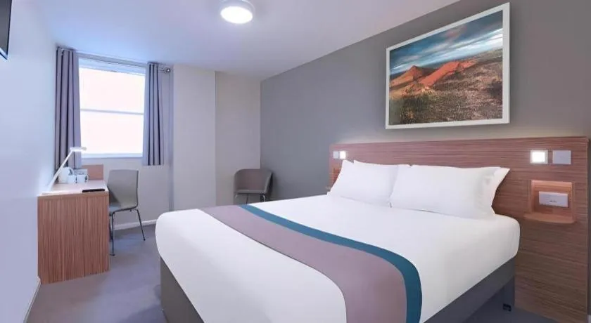 Travelodge Kingston upon Thames Central