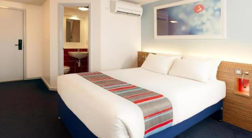 Travelodge Kingston upon Thames Central