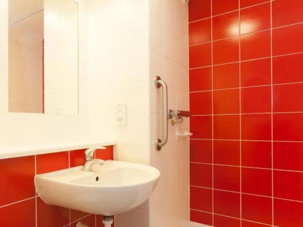 Travelodge Dundee Strathmore Avenue