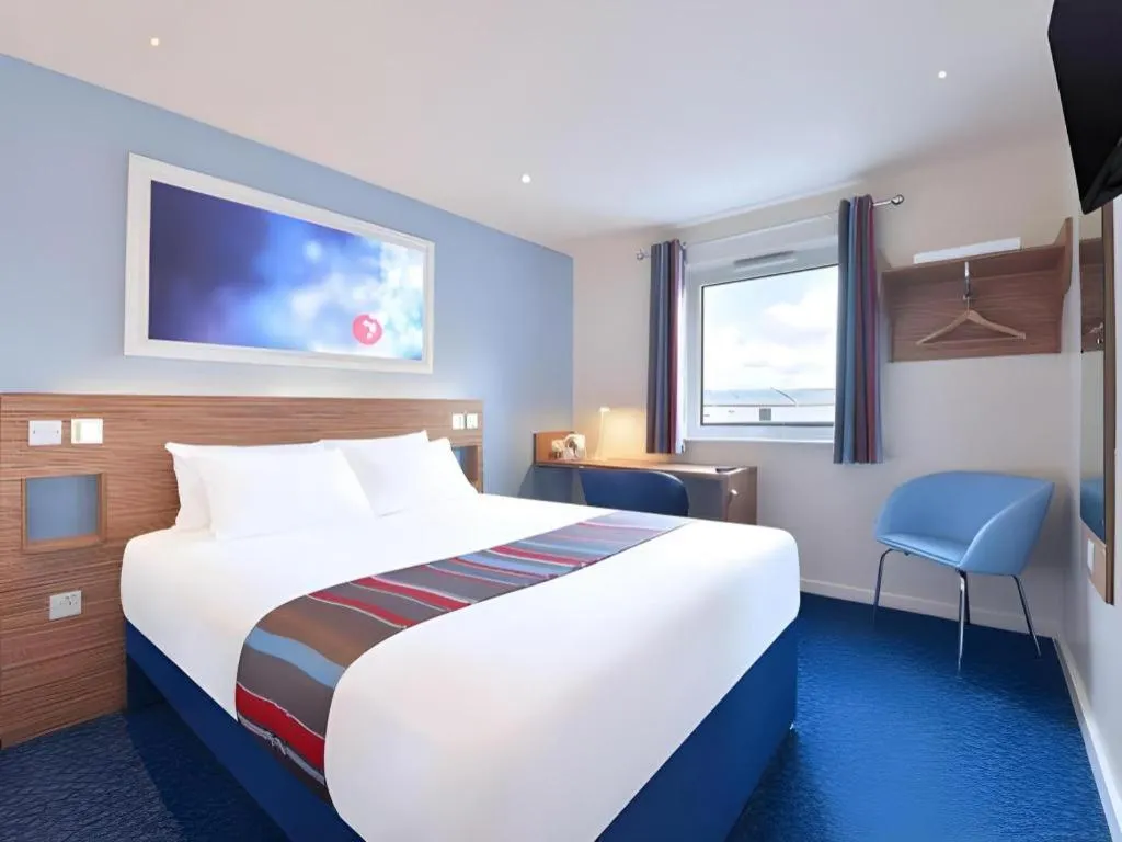 Bed in Travelodge London Crystal Palace